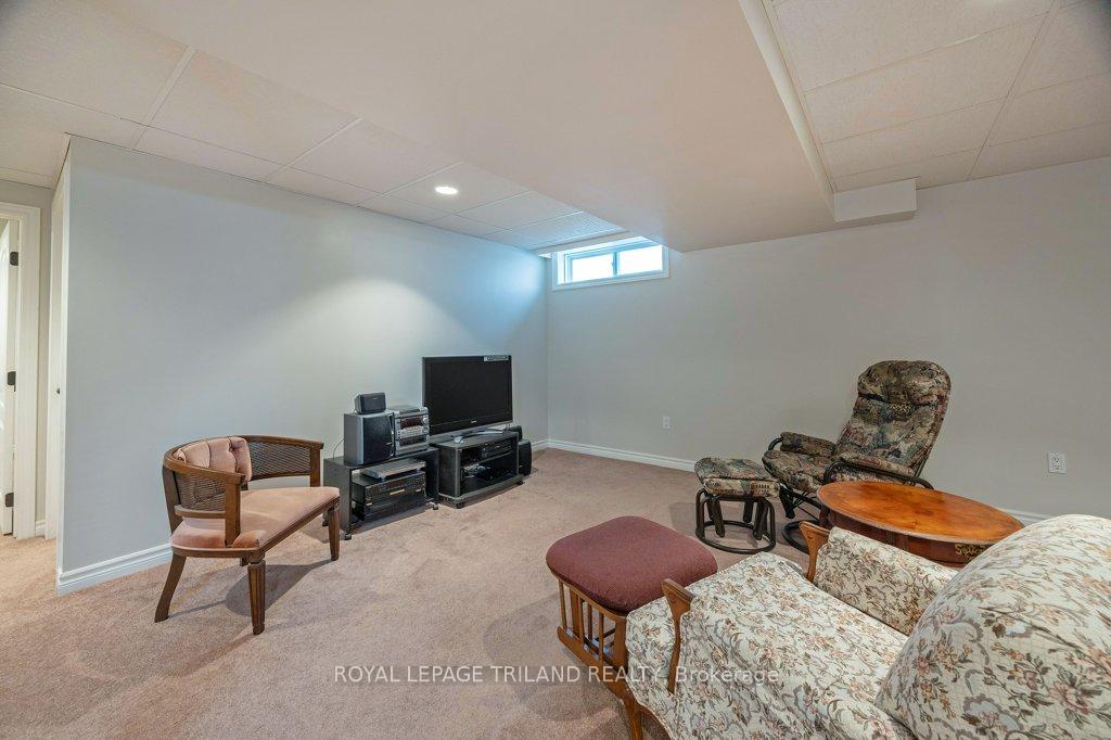 Photo 27 of 106 Hagerman Crescent, St. Thomas — HOMEH