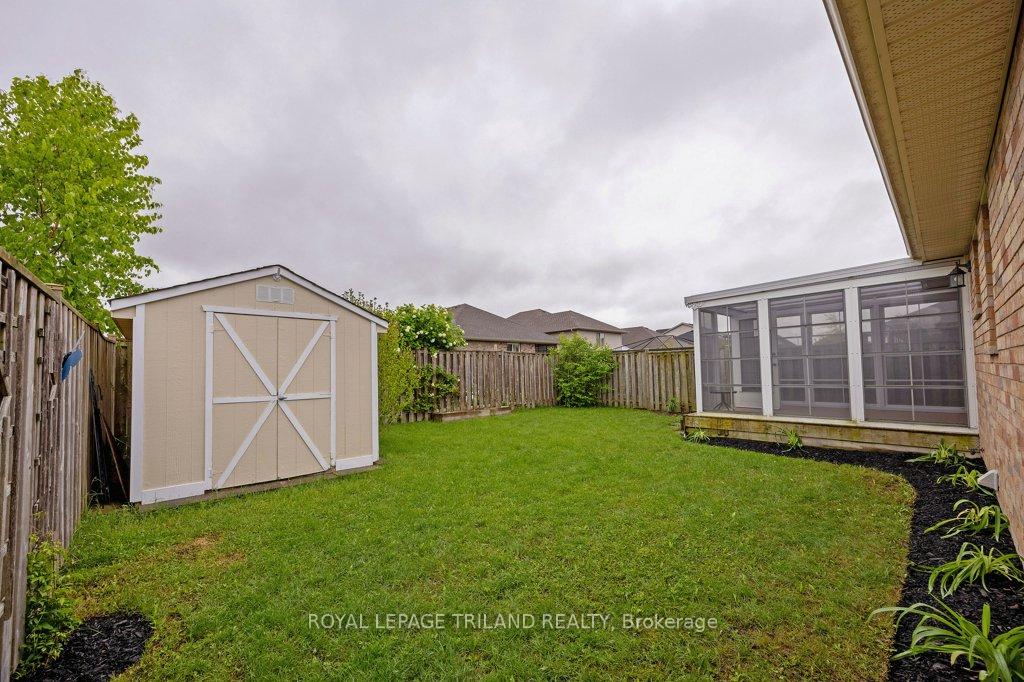 Photo 35 of 106 Hagerman Crescent, St. Thomas — HOMEH