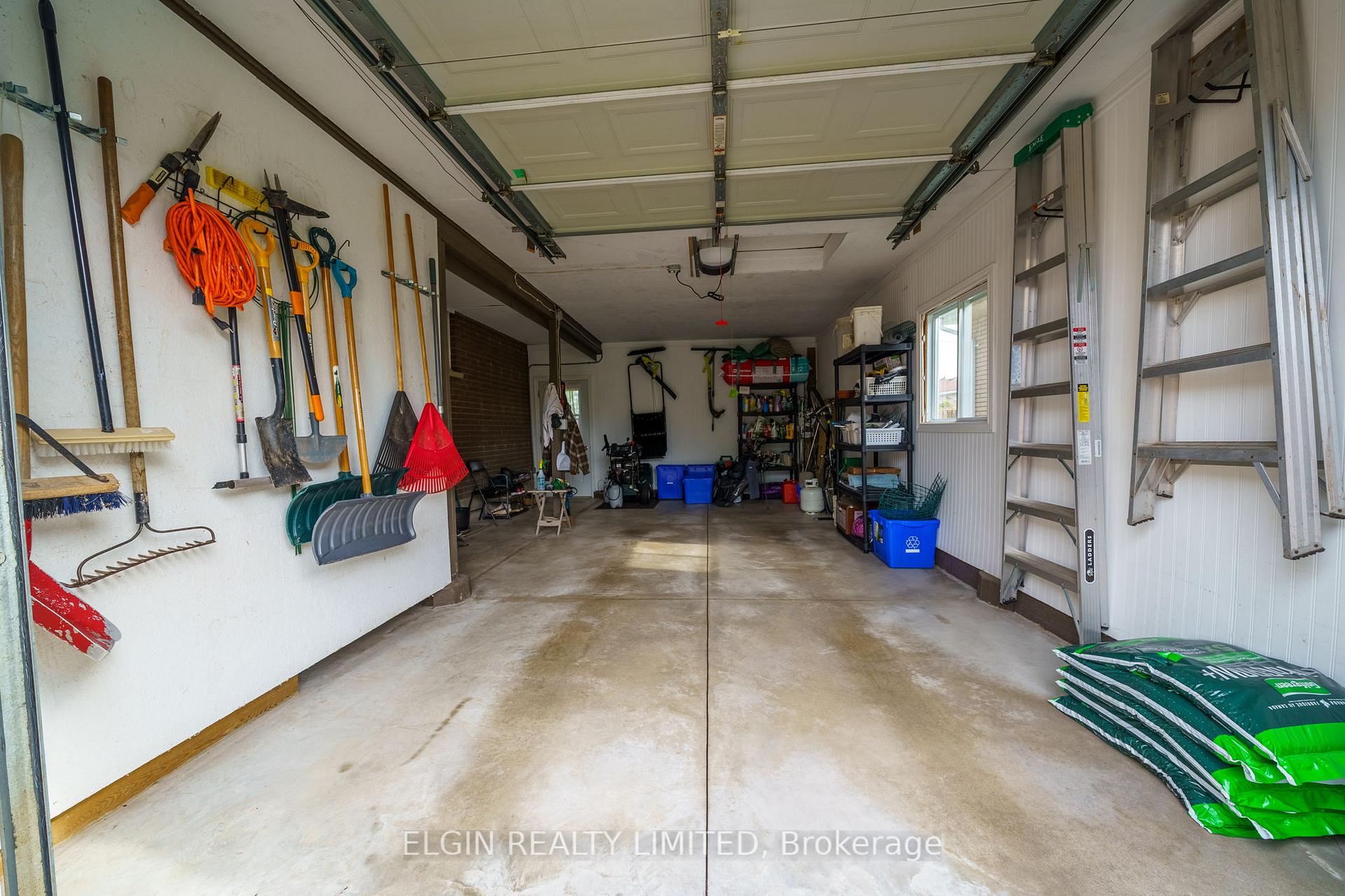 Photo 30 of 10 Gustin Place, St. Thomas — HOMEH