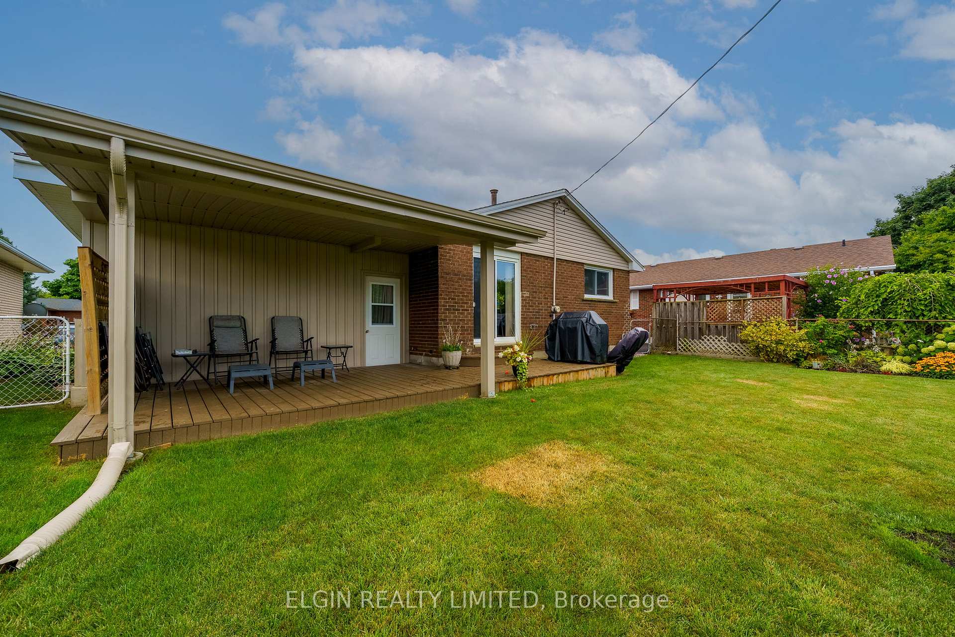 Photo 33 of 10 Gustin Place, St. Thomas — HOMEH