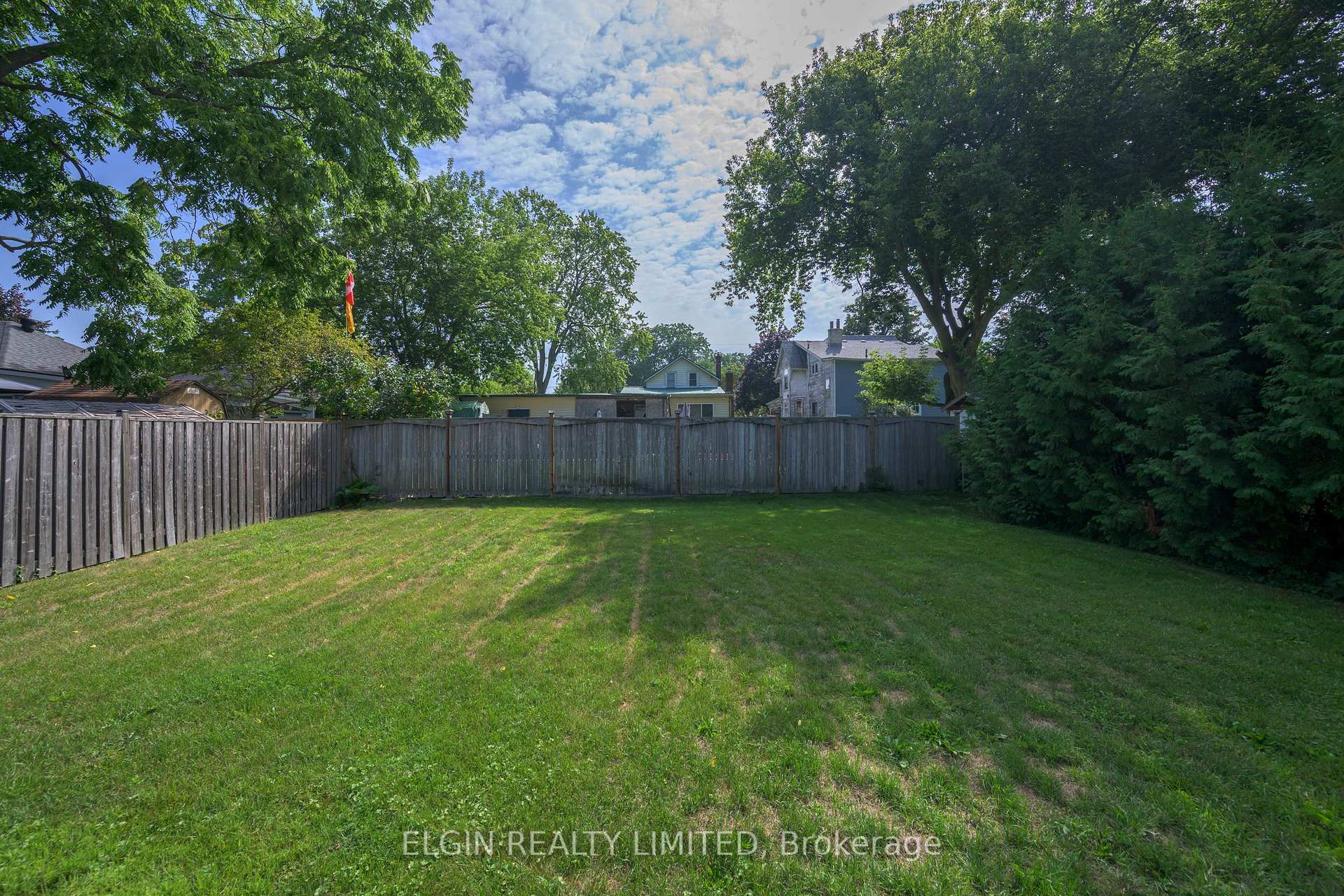 Photo 6 of 8 Wilson Avenue, St. Thomas — HOMEH