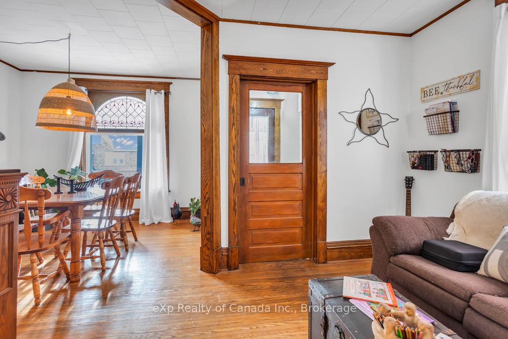 Photo 13 of 81 Elgin Street, St. Thomas — HOMEH