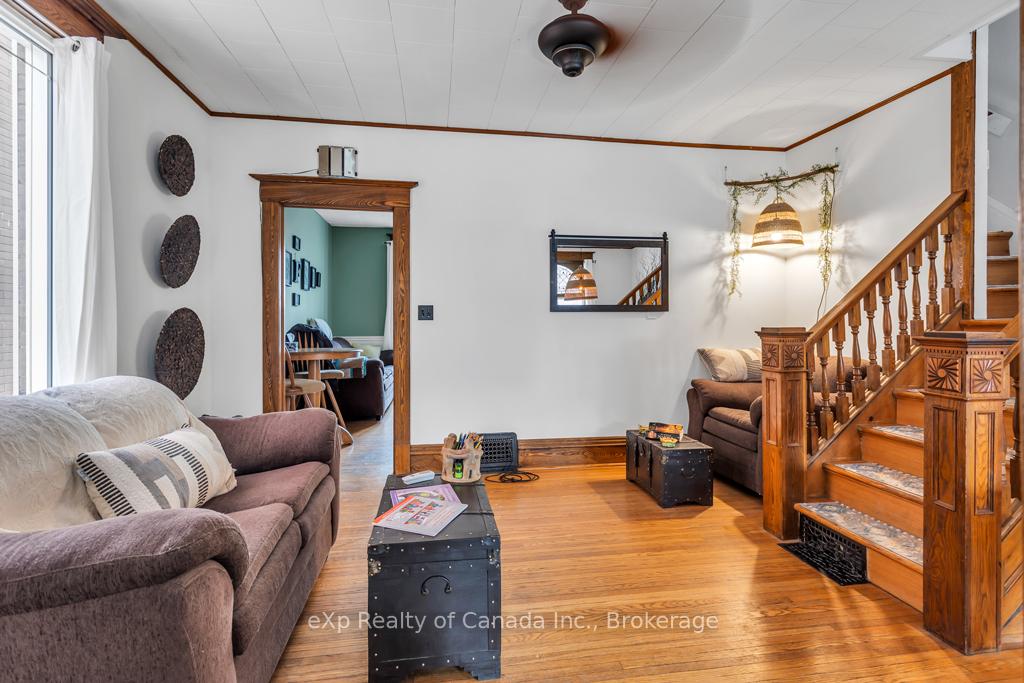 Photo 14 of 81 Elgin Street, St. Thomas — HOMEH
