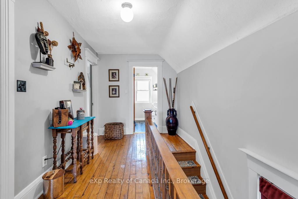 Photo 21 of 81 Elgin Street, St. Thomas — HOMEH