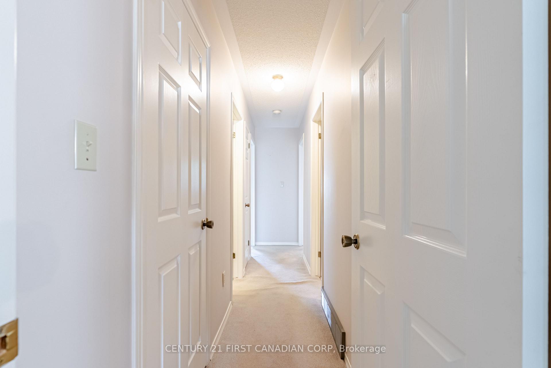 Photo 18 of 19 Farmington Drive, St. Thomas — HOMEH