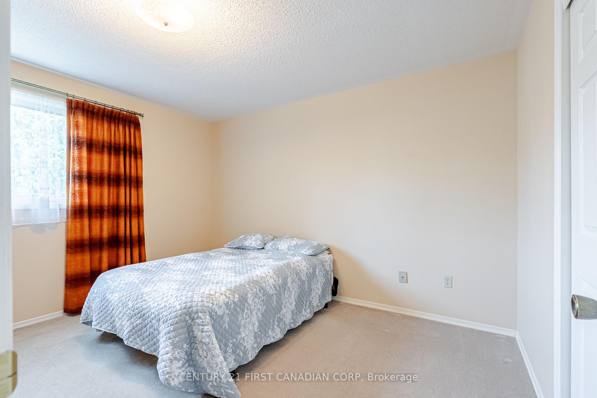 Photo 24 of 19 Farmington Drive, St. Thomas — HOMEH