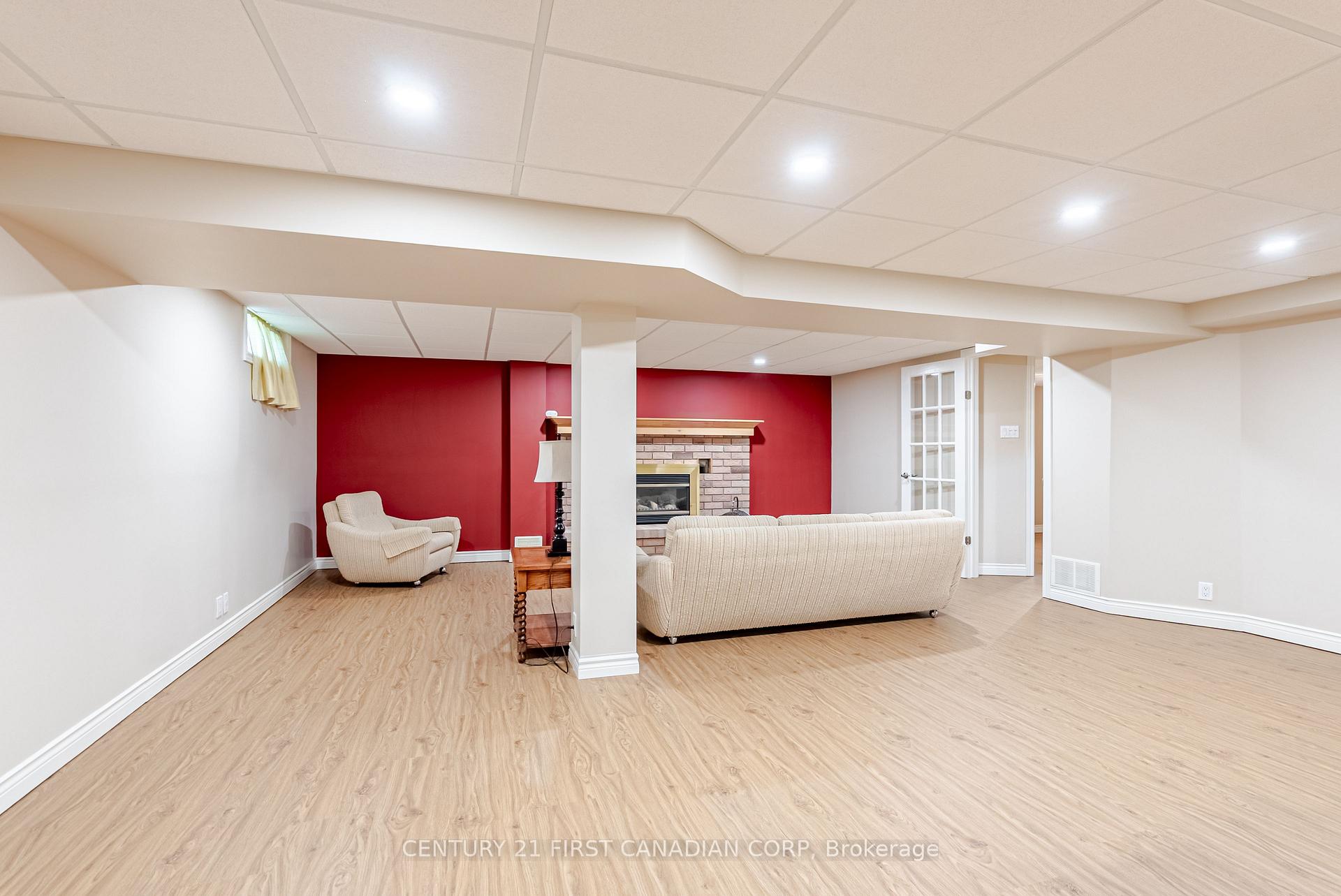 Photo 29 of 19 Farmington Drive, St. Thomas — HOMEH