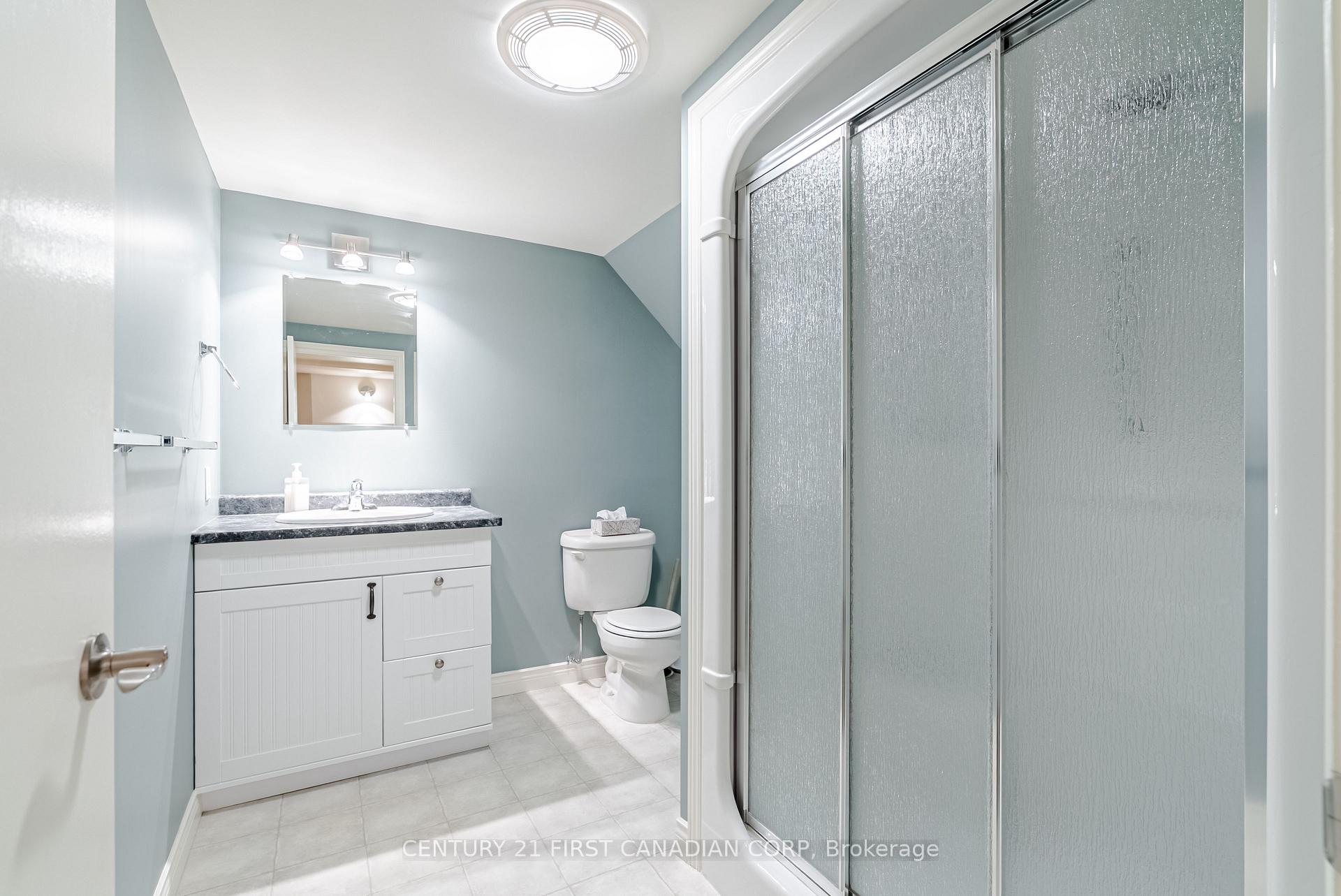 Photo 32 of 19 Farmington Drive, St. Thomas — HOMEH