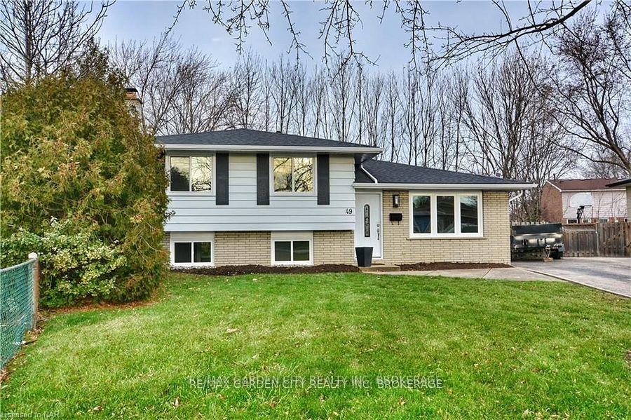 Front of Unit MAIN, 49 Bendingroad Crescent