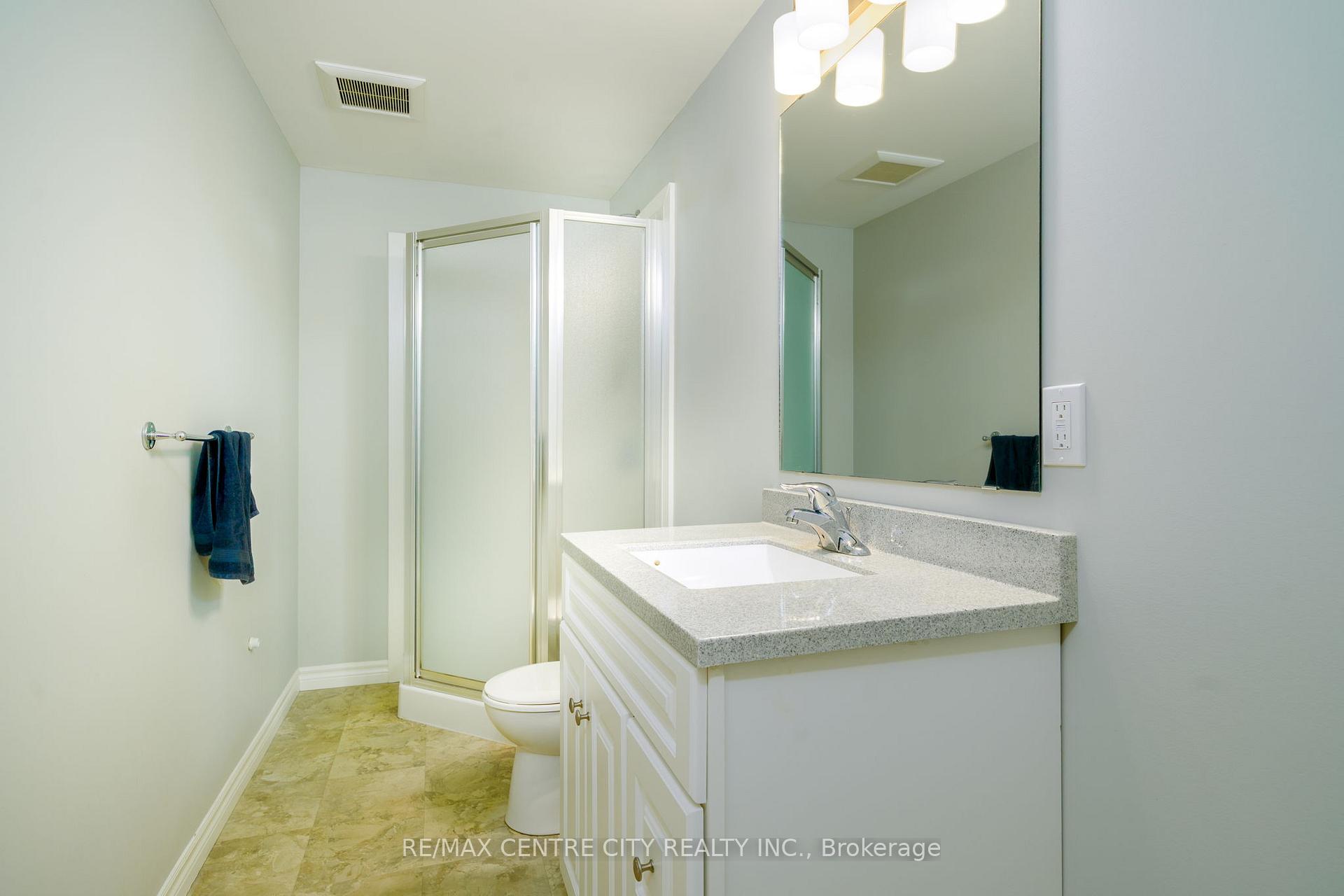 Photo 23 of 8 Fenwick Court, St. Thomas — HOMEH