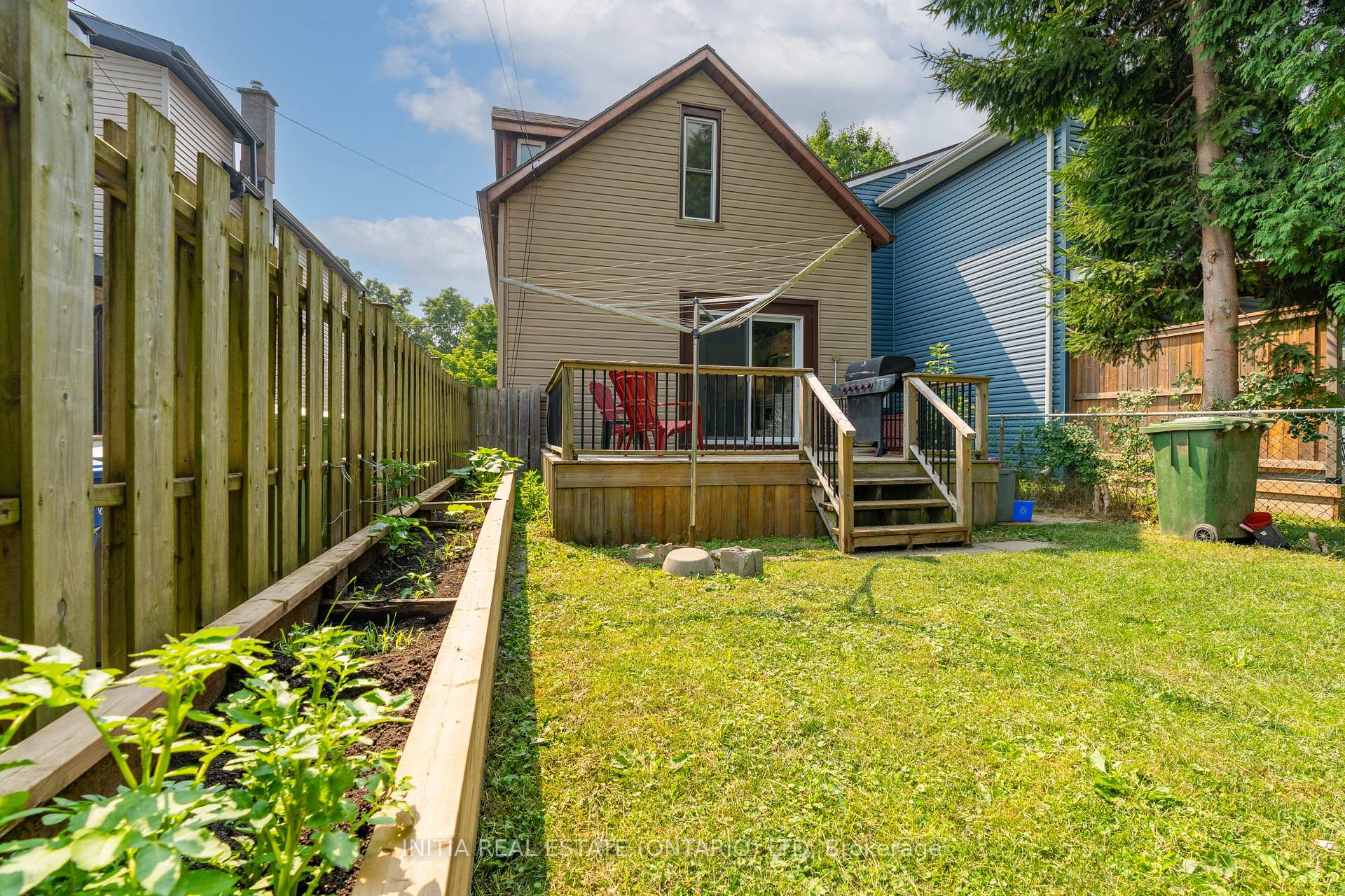 Photo 12 of 73 Flora Street, St. Thomas — HOMEH