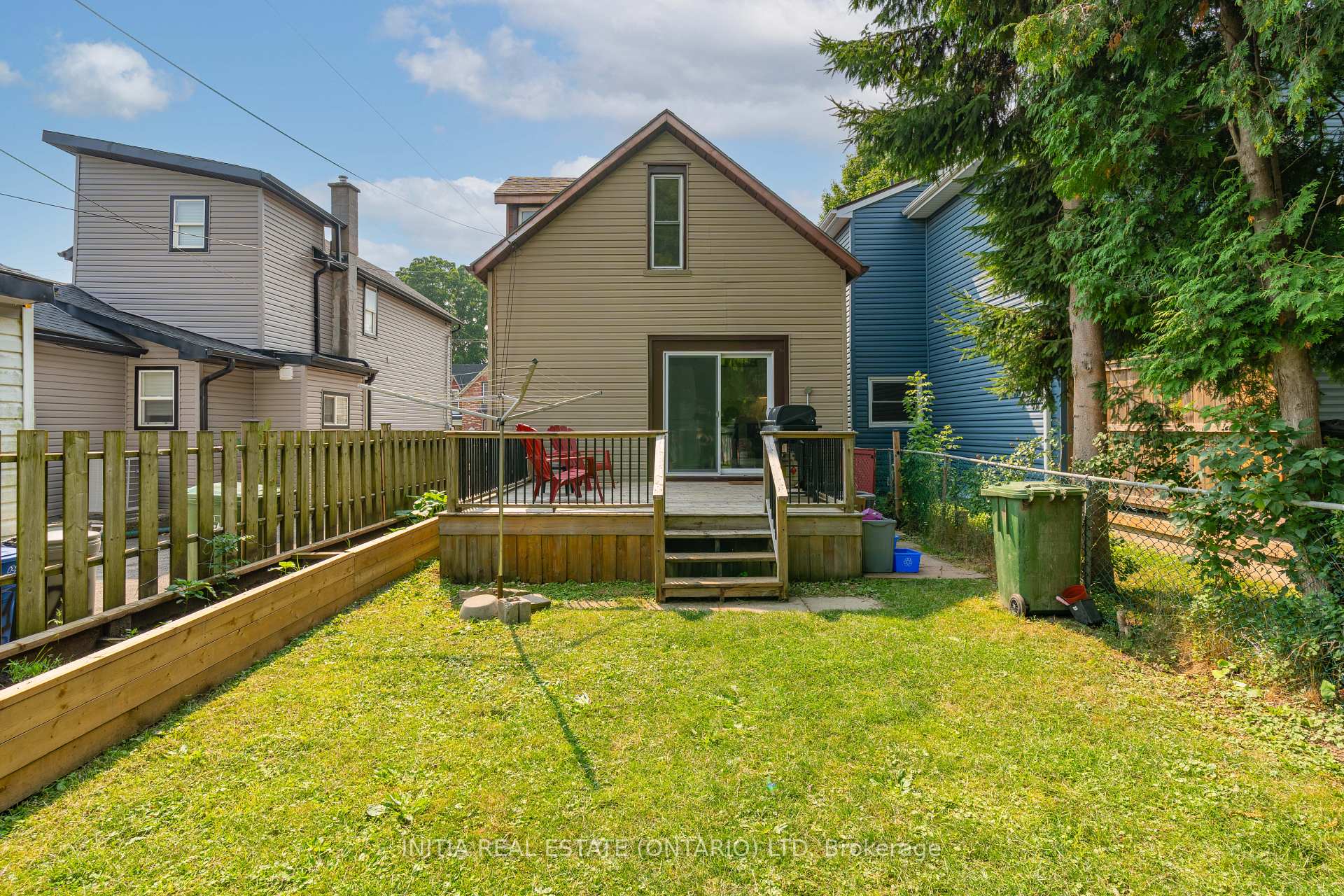 Photo 13 of 73 Flora Street, St. Thomas — HOMEH