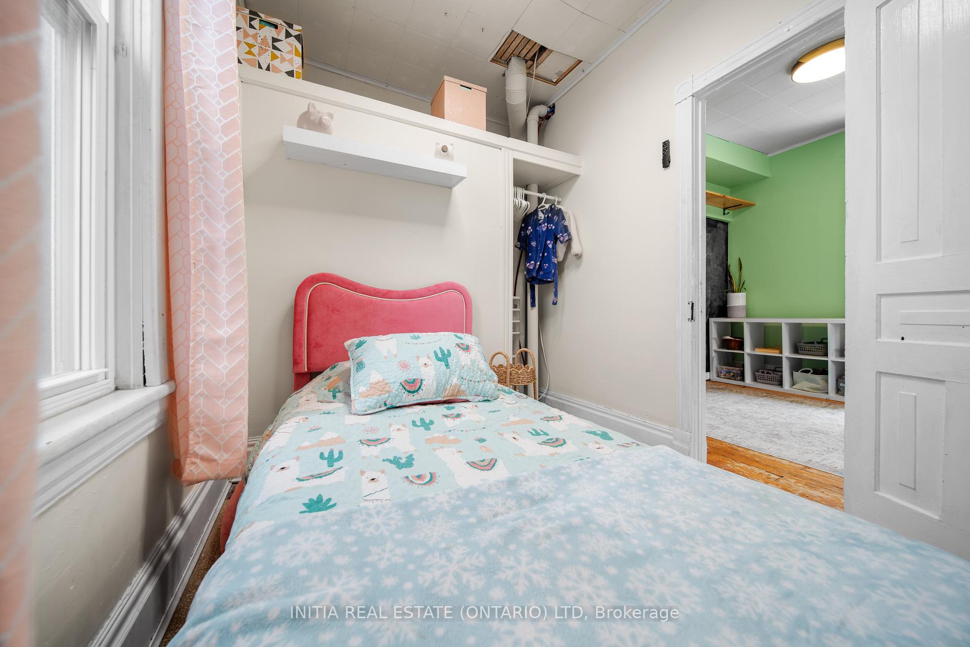 Photo 41 of 73 Flora Street, St. Thomas — HOMEH
