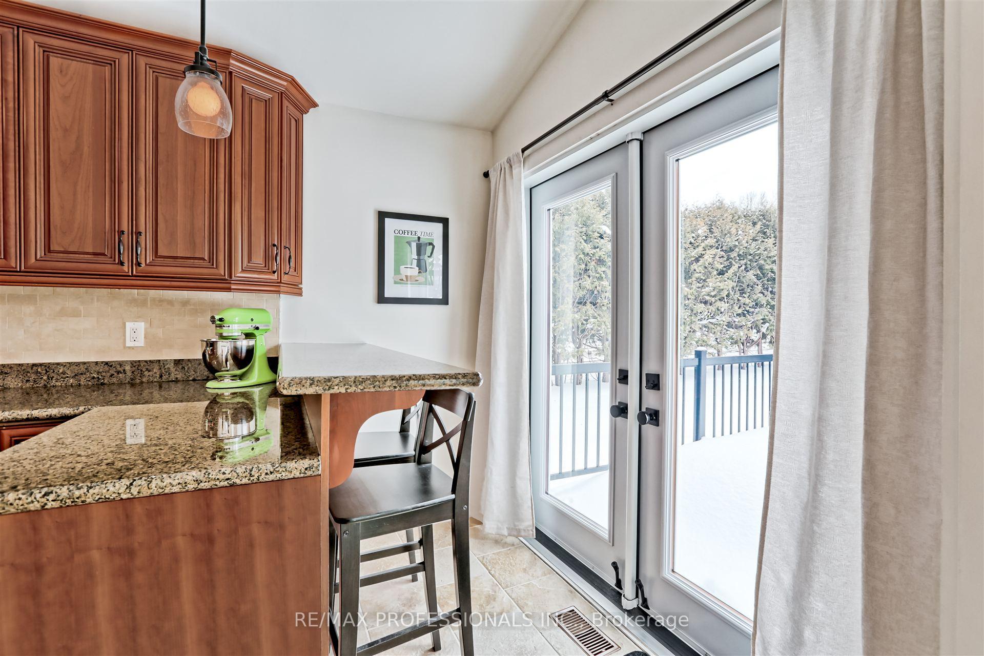 Photo 12 of 2 Green Pine Avenue, Springwater, Midhurst — HOMEH