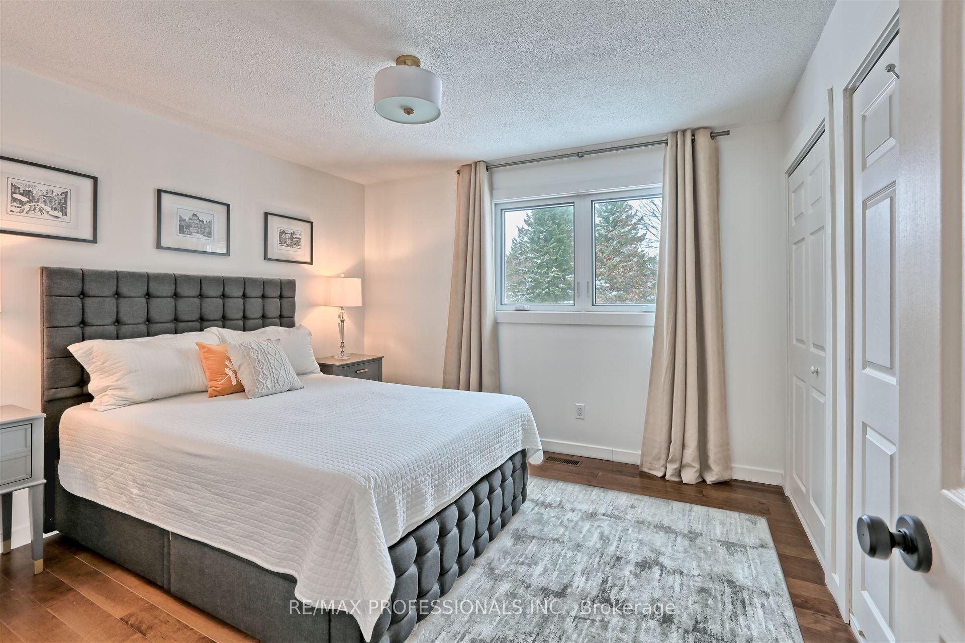 Photo 18 of 2 Green Pine Avenue, Springwater, Midhurst — HOMEH
