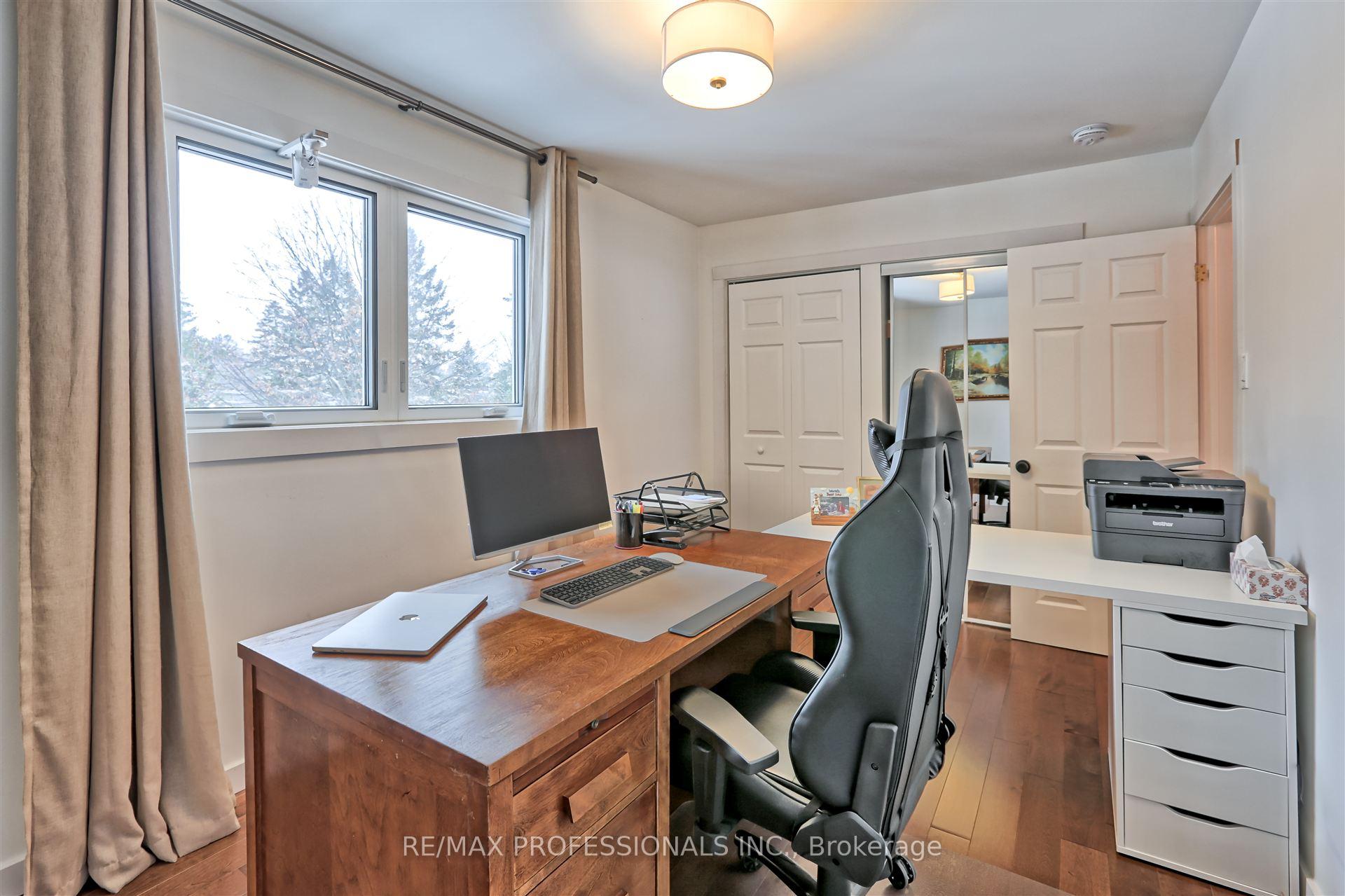 Photo 20 of 2 Green Pine Avenue, Springwater, Midhurst — HOMEH