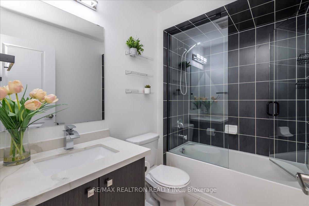 Photo 1 of 19 Rugman Crescent, Springwater, Centre Vespra — HOMEH