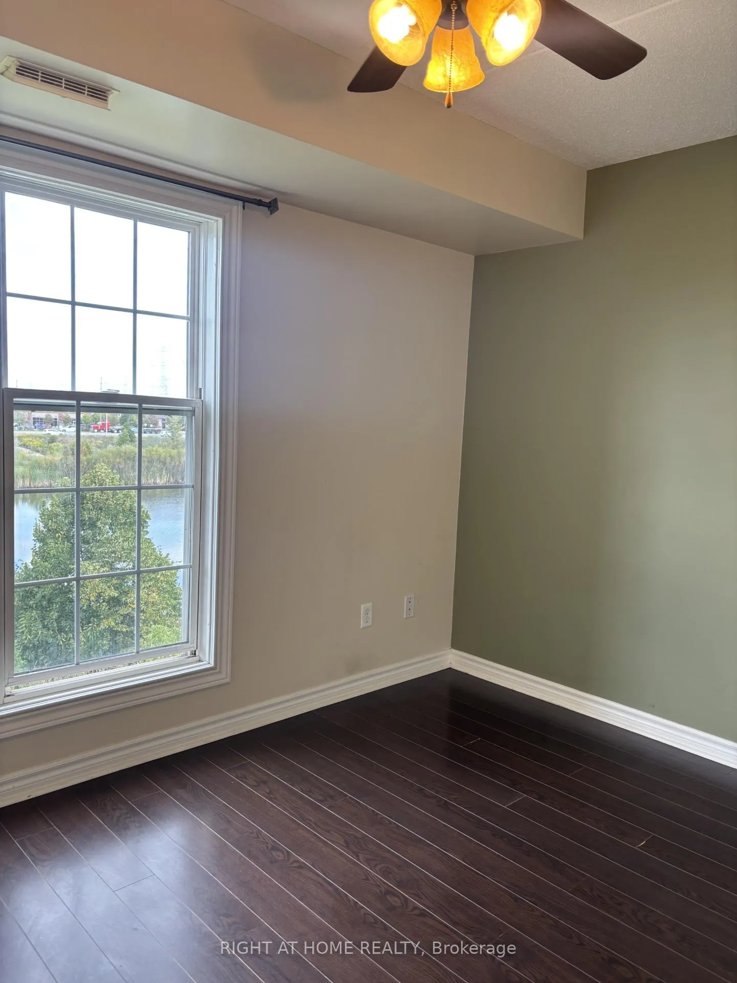 Photo 13 of Unit 311, 1479 Maple Avenue, Milton, Dempsey — HOMEH