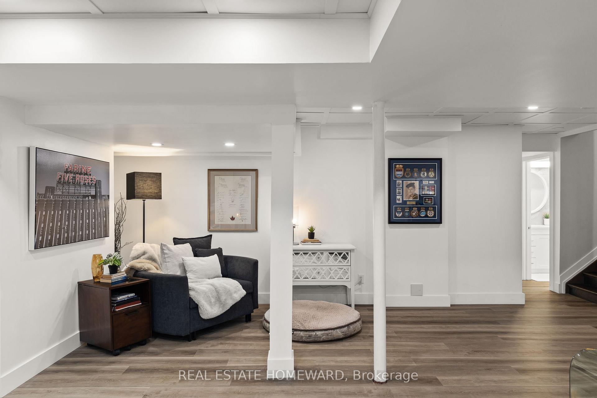 Photo 32 of 3 Moreau Way, Springwater, Centre Vespra — HOMEH