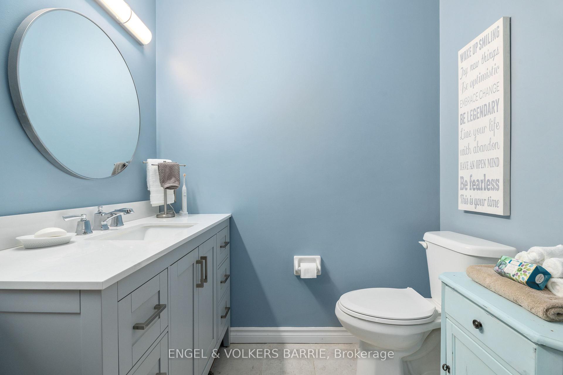 Photo 18 of 1560 Wilson Drive, Springwater, Anten Mills — HOMEH