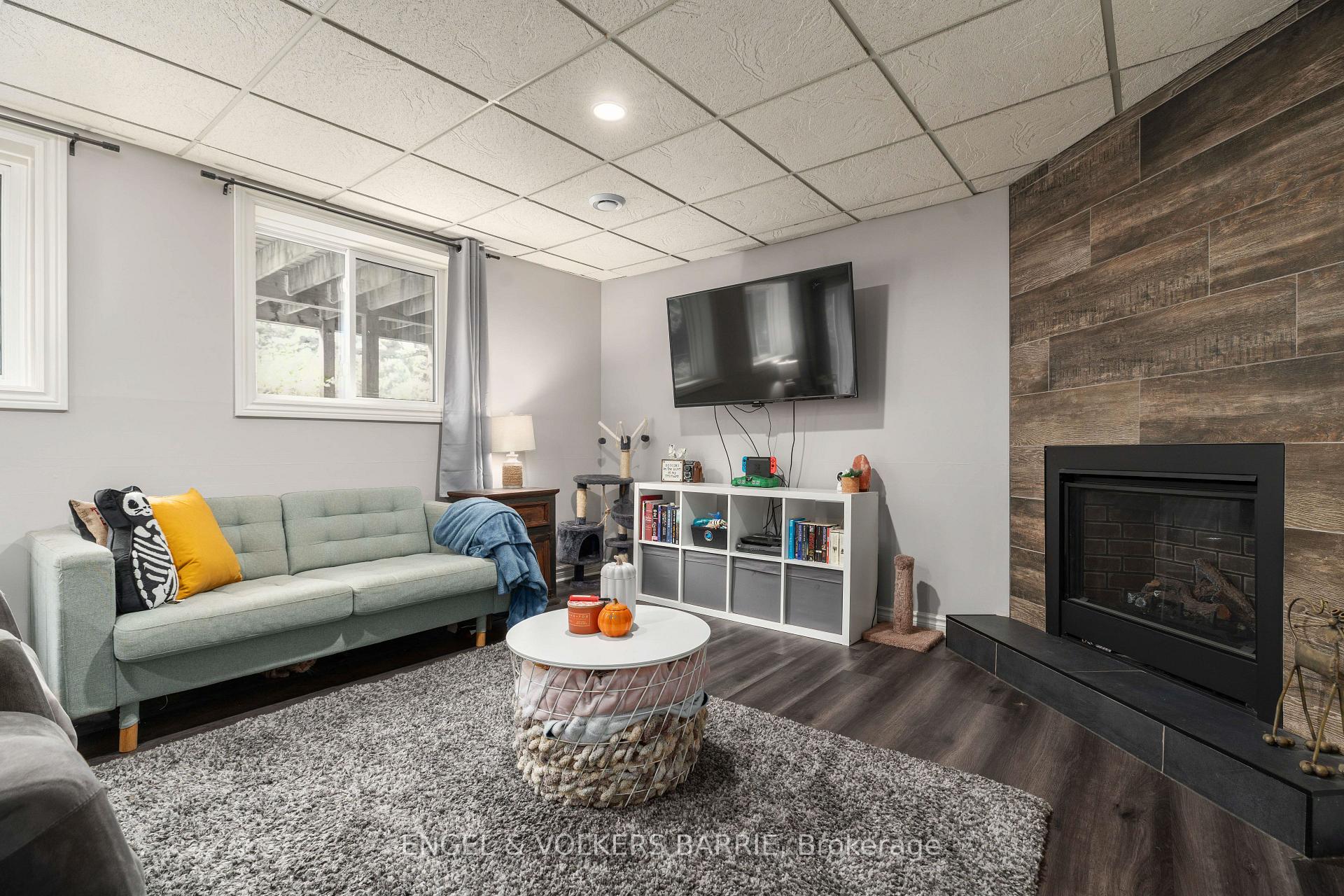 Photo 23 of 1560 Wilson Drive, Springwater, Anten Mills — HOMEH