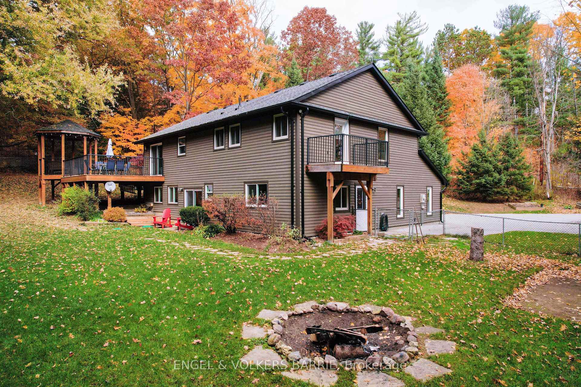 Photo 31 of 1560 Wilson Drive, Springwater, Anten Mills — HOMEH