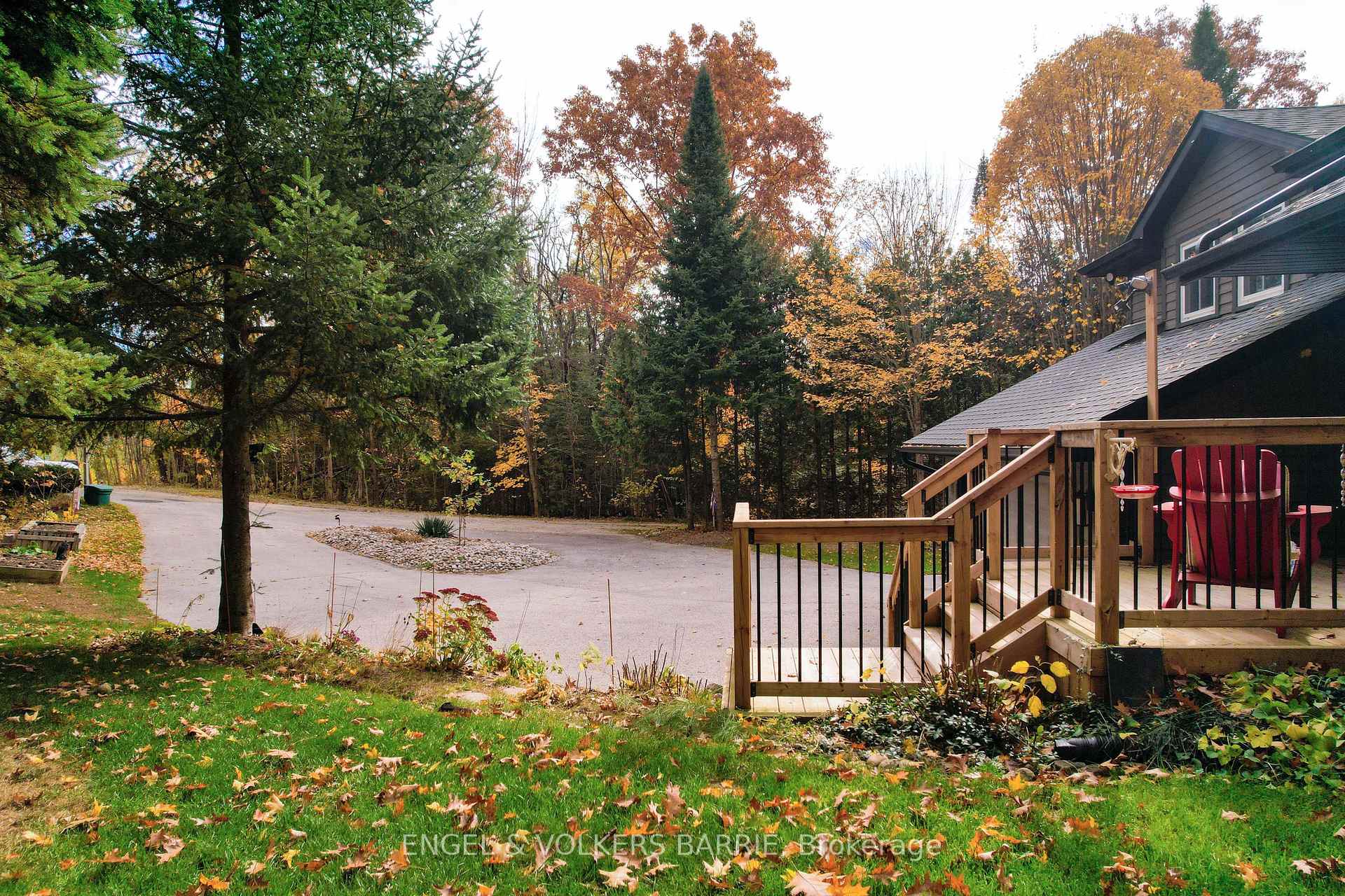 Photo 34 of 1560 Wilson Drive, Springwater, Anten Mills — HOMEH