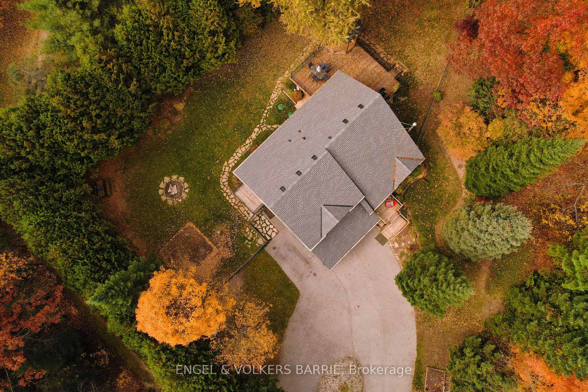 Photo 38 of 1560 Wilson Drive, Springwater, Anten Mills — HOMEH