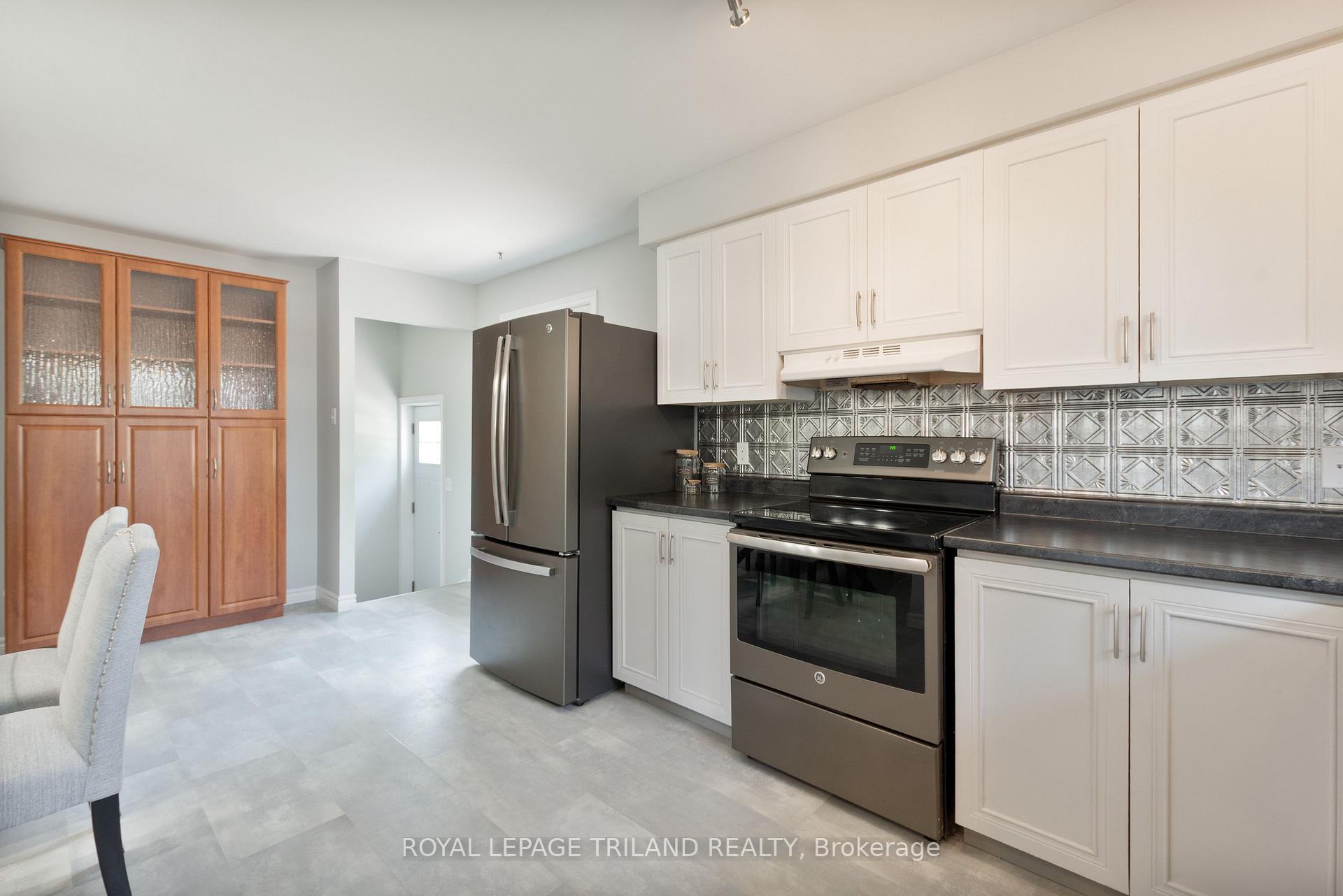 Photo 9 of 1 Paddon Street, St. Thomas — HOMEH