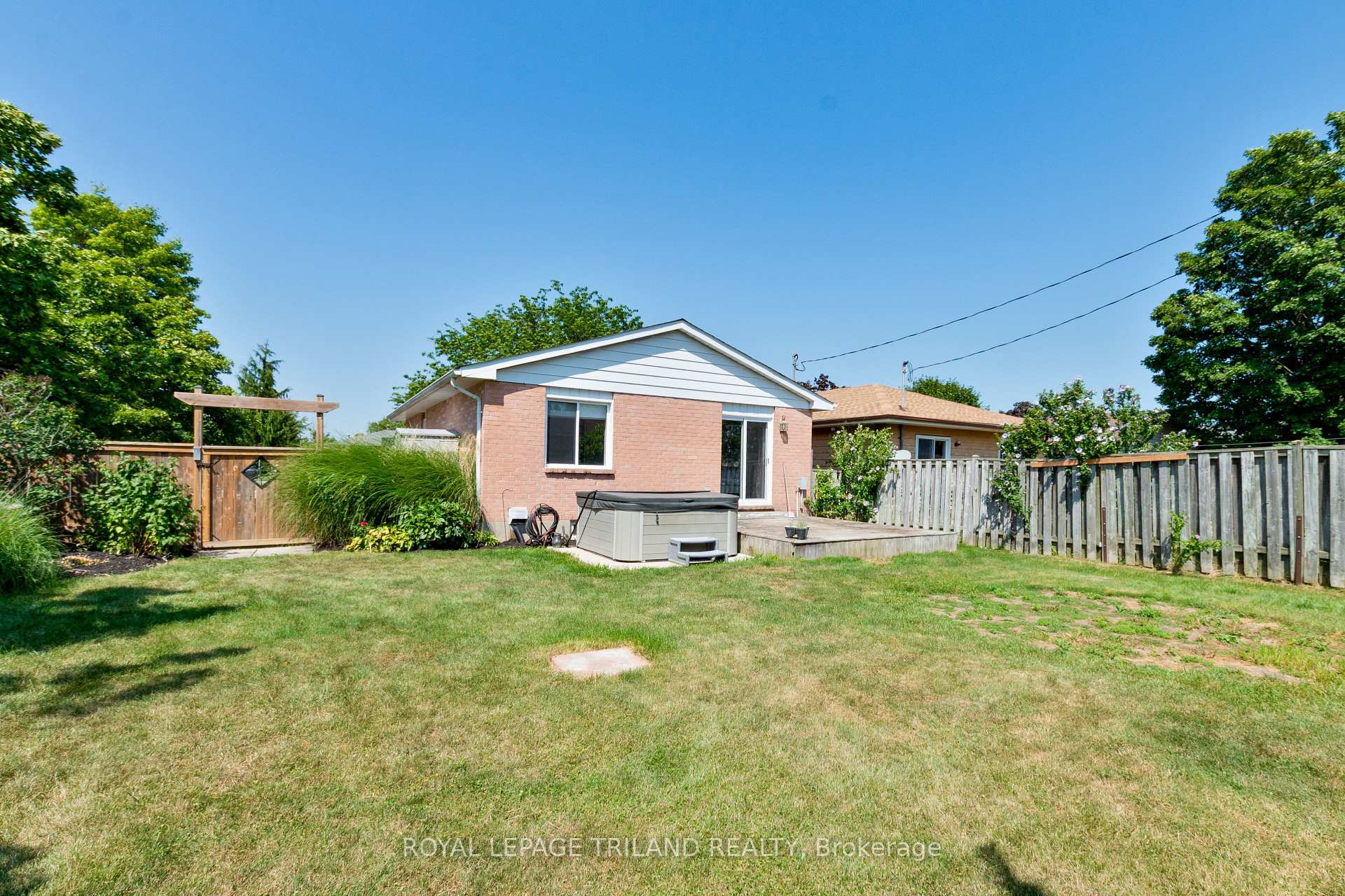 Photo 34 of 1 Paddon Street, St. Thomas — HOMEH