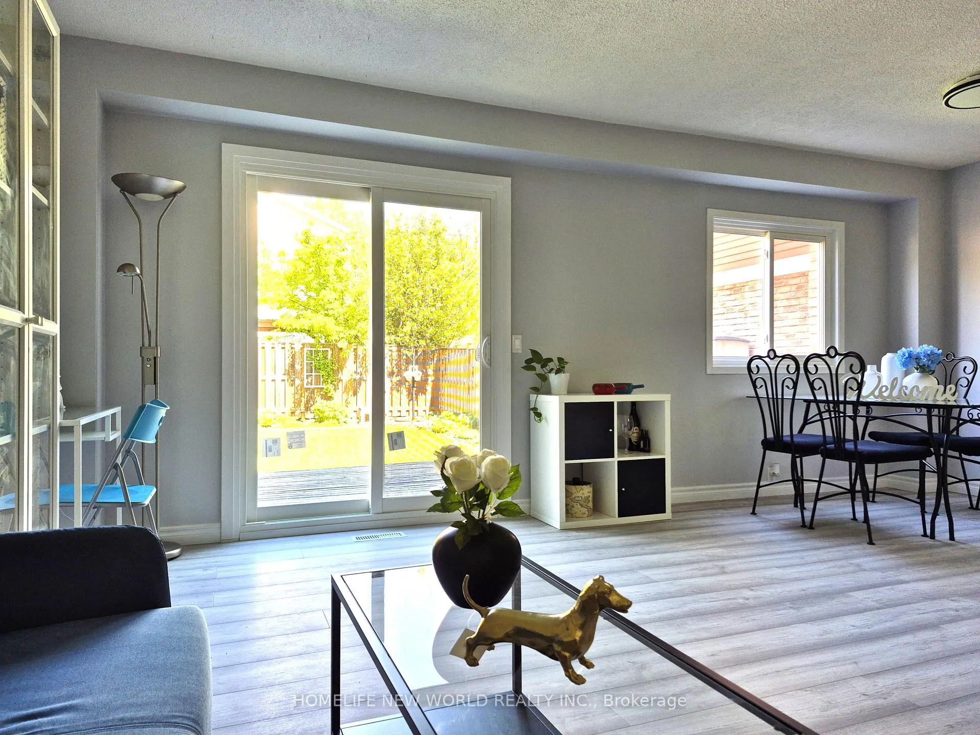 Photo 4 of 88 Madsen Crescent, Markham, Markville — HOMEH