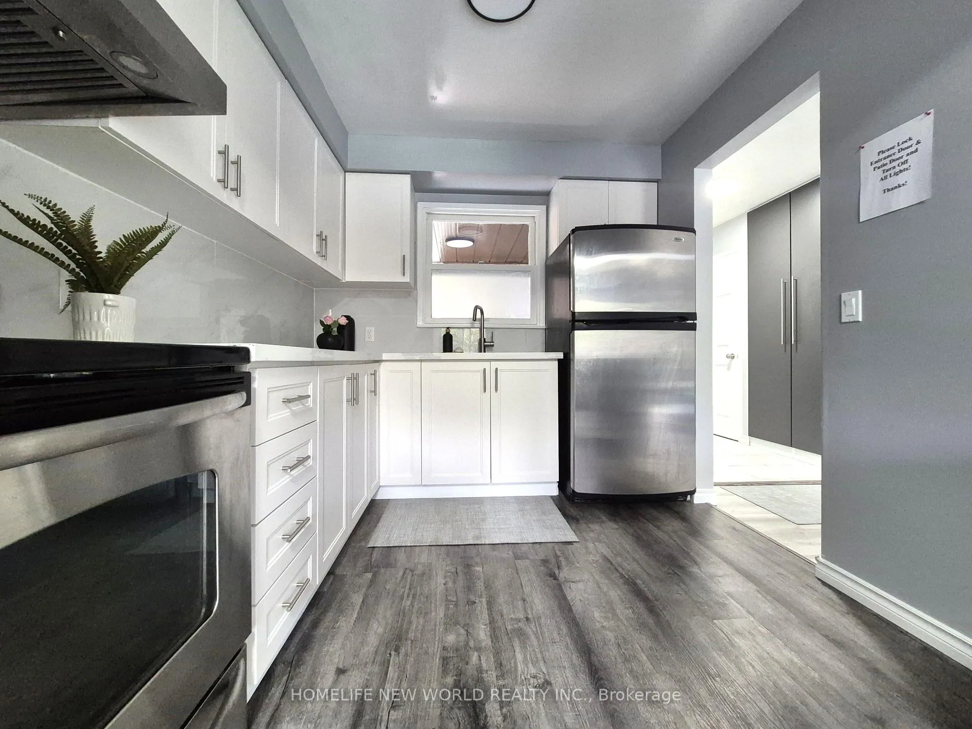 Photo 6 of 88 Madsen Crescent, Markham, Markville — HOMEH
