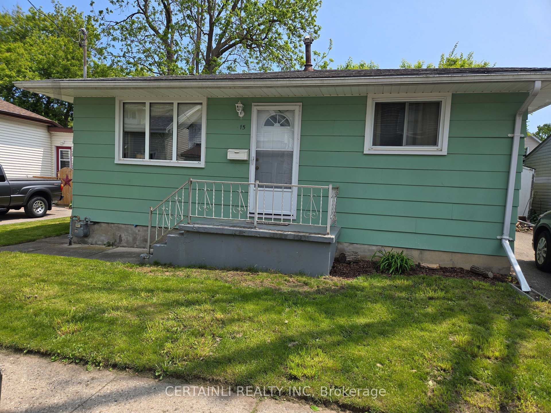 Front of 15 Penwarden Street