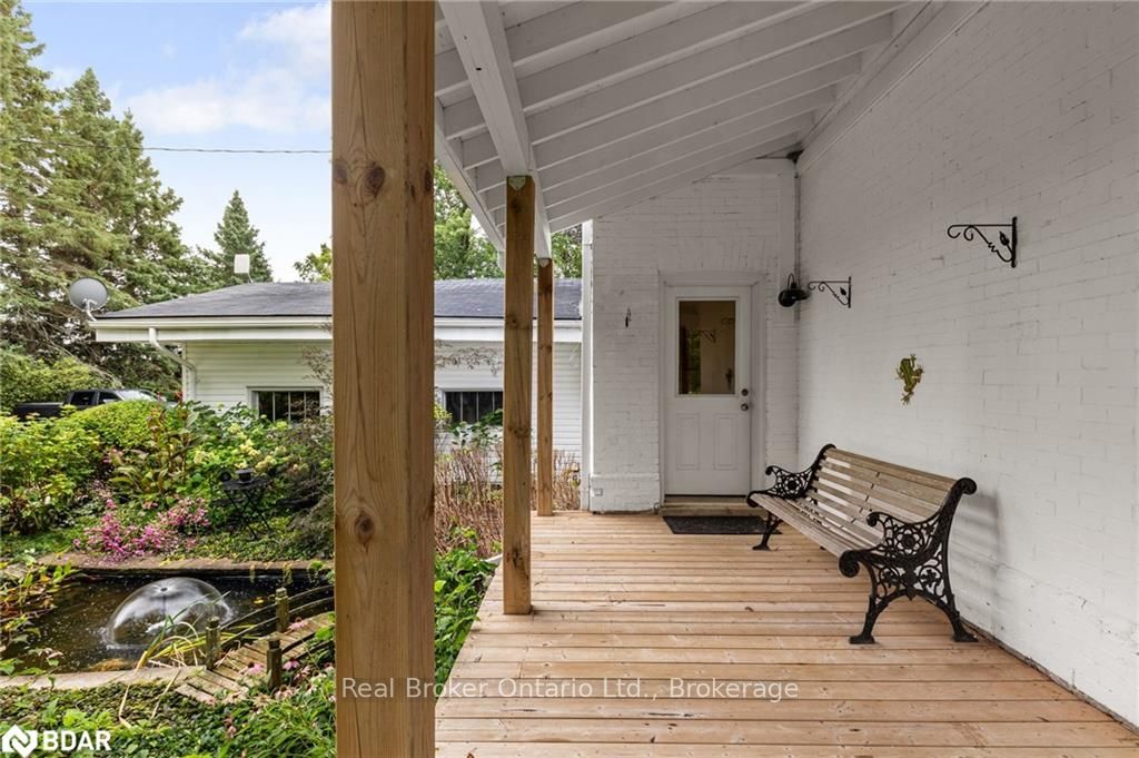 Photo 9 of 2378 Old Second Road North, Springwater, Rural Springwater — HOMEH
