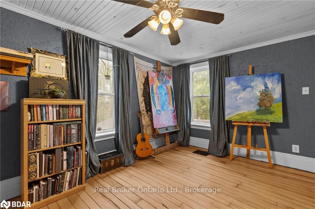Photo 32 of 2378 Old Second Road North, Springwater, Rural Springwater — HOMEH