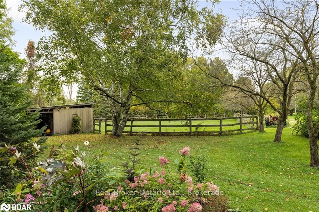 Photo 36 of 2378 Old Second Road North, Springwater, Rural Springwater — HOMEH