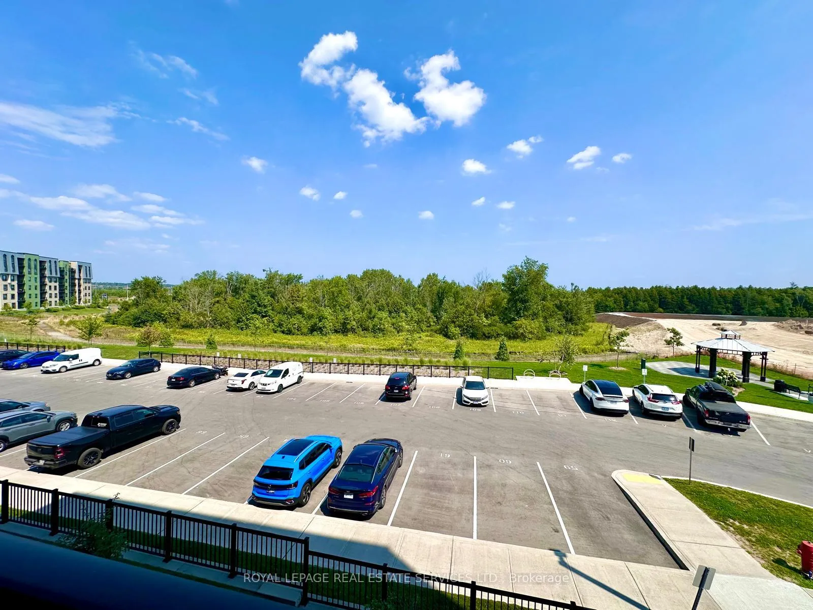 Photo 12 of Unit 211, 10 Culinary Lane, Barrie, Rural Barrie Southeast — HOMEH
