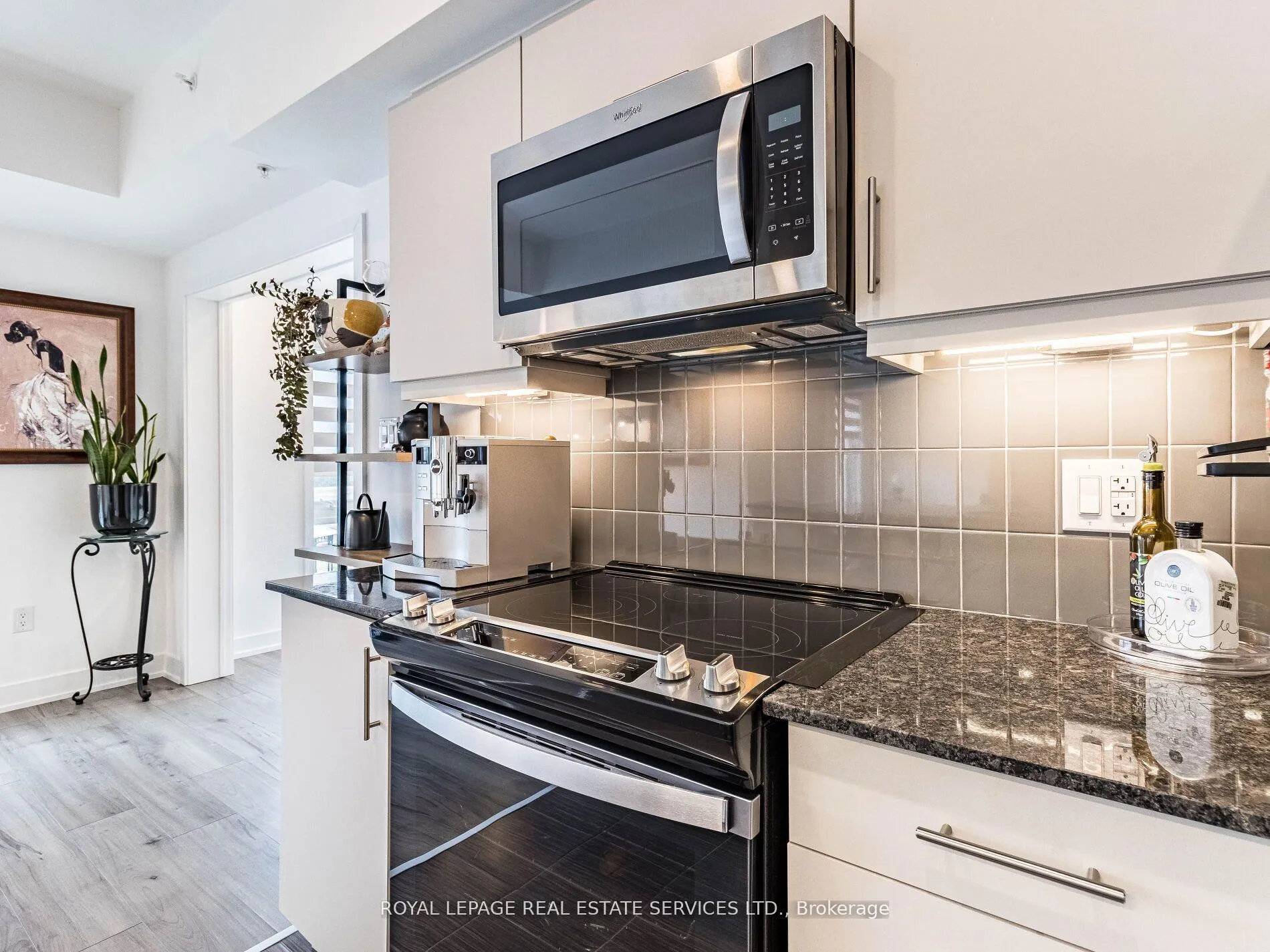 Photo 22 of Unit 211, 10 Culinary Lane, Barrie, Rural Barrie Southeast — HOMEH