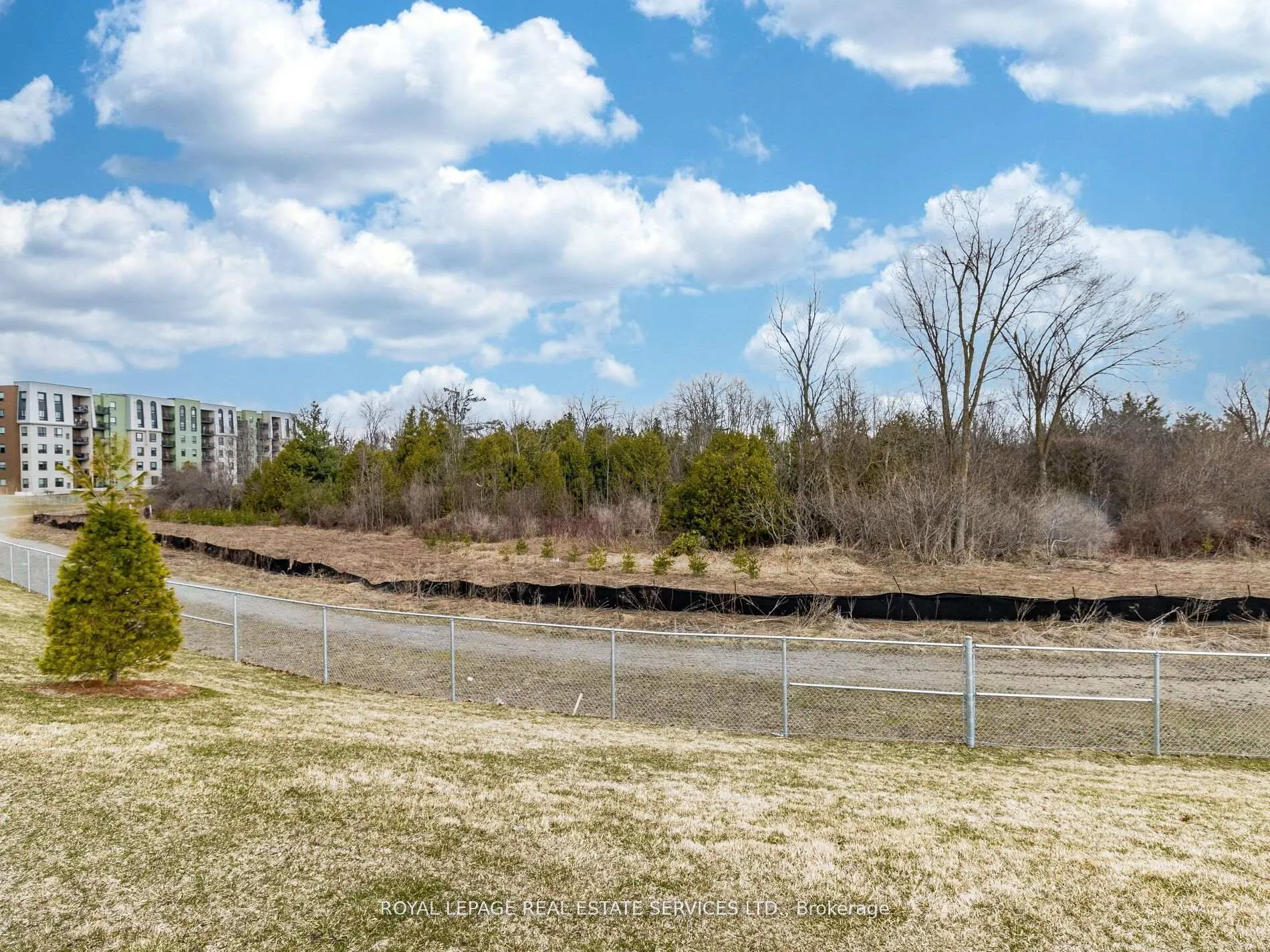 Photo 39 of Unit 211, 10 Culinary Lane, Barrie, Rural Barrie Southeast — HOMEH