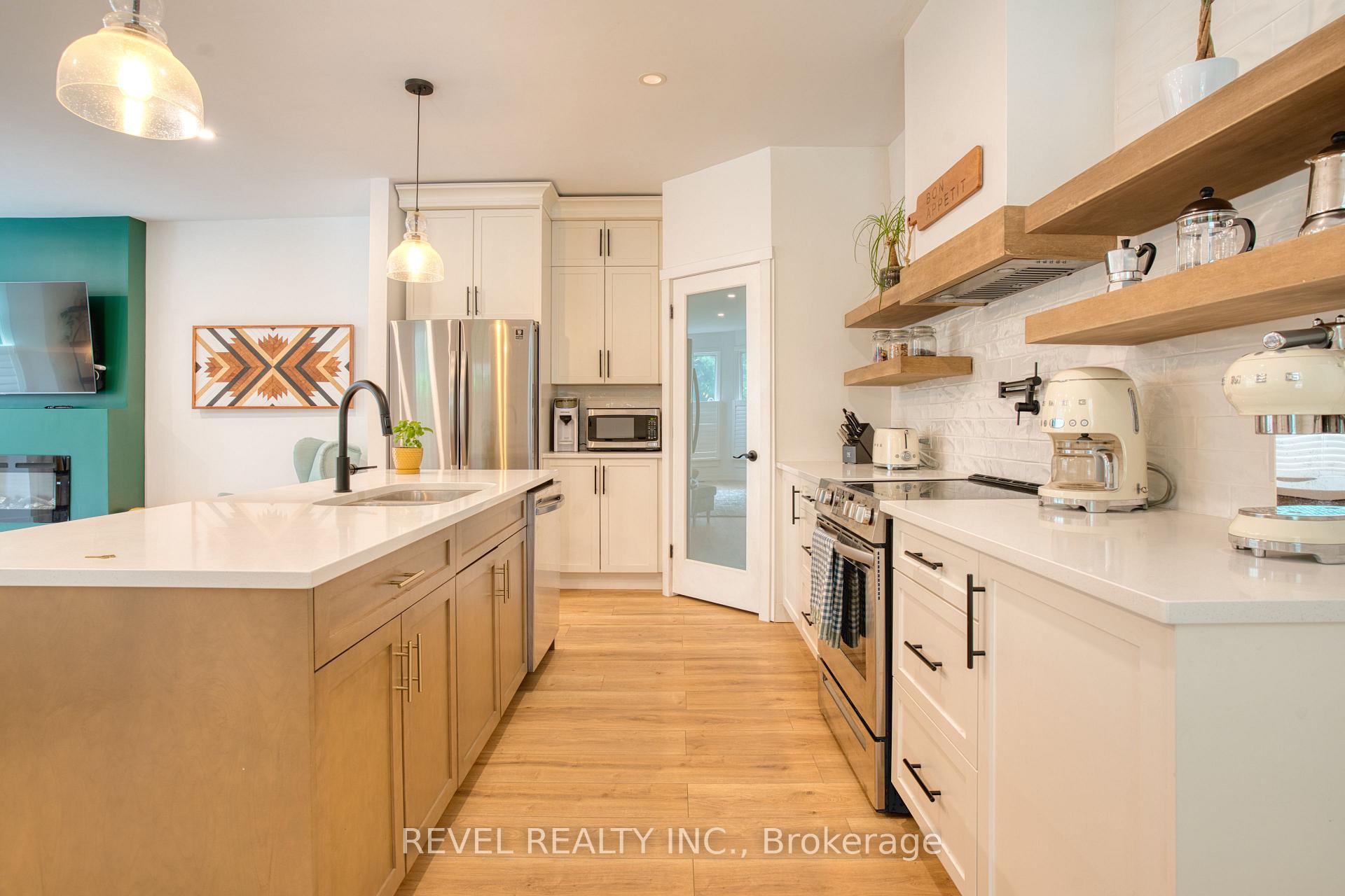 Photo 17 of 99 Elgin Street, St. Thomas — HOMEH