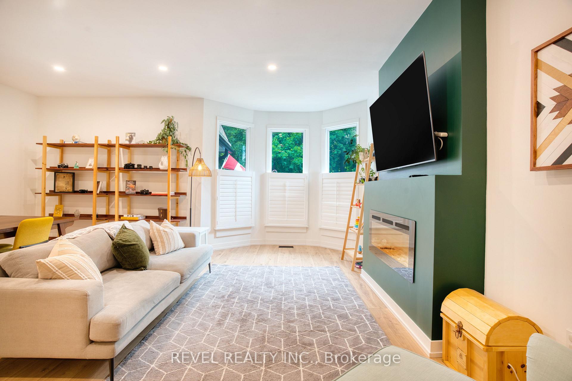 Photo 20 of 99 Elgin Street, St. Thomas — HOMEH