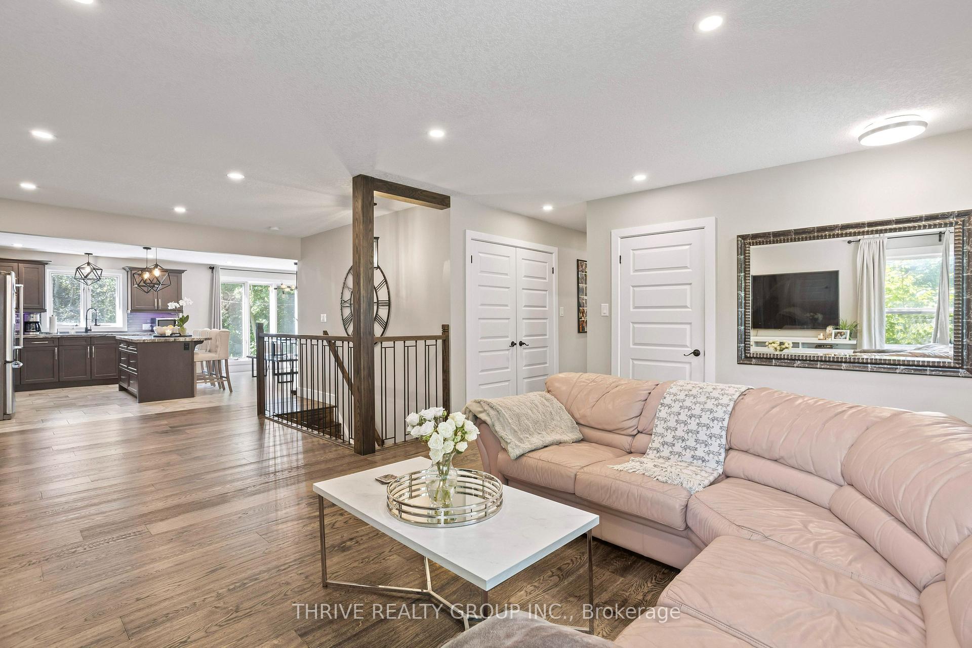 Photo 11 of 93 Mandeville Road, St. Thomas — HOMEH