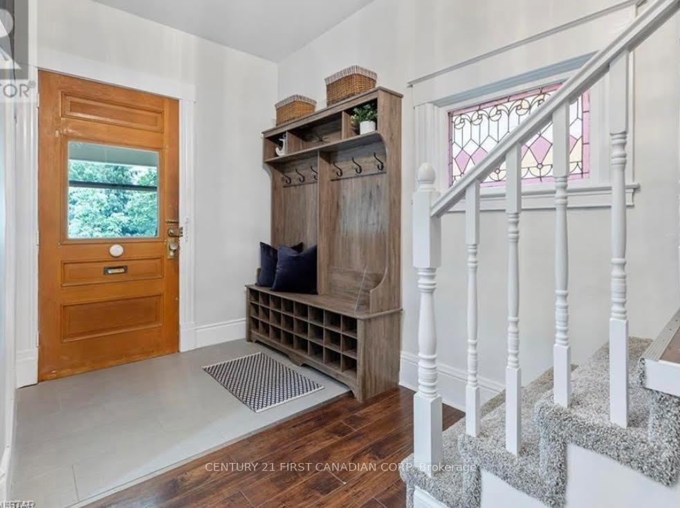 Photo 3 of 6 Mabel Street, St. Thomas — HOMEH