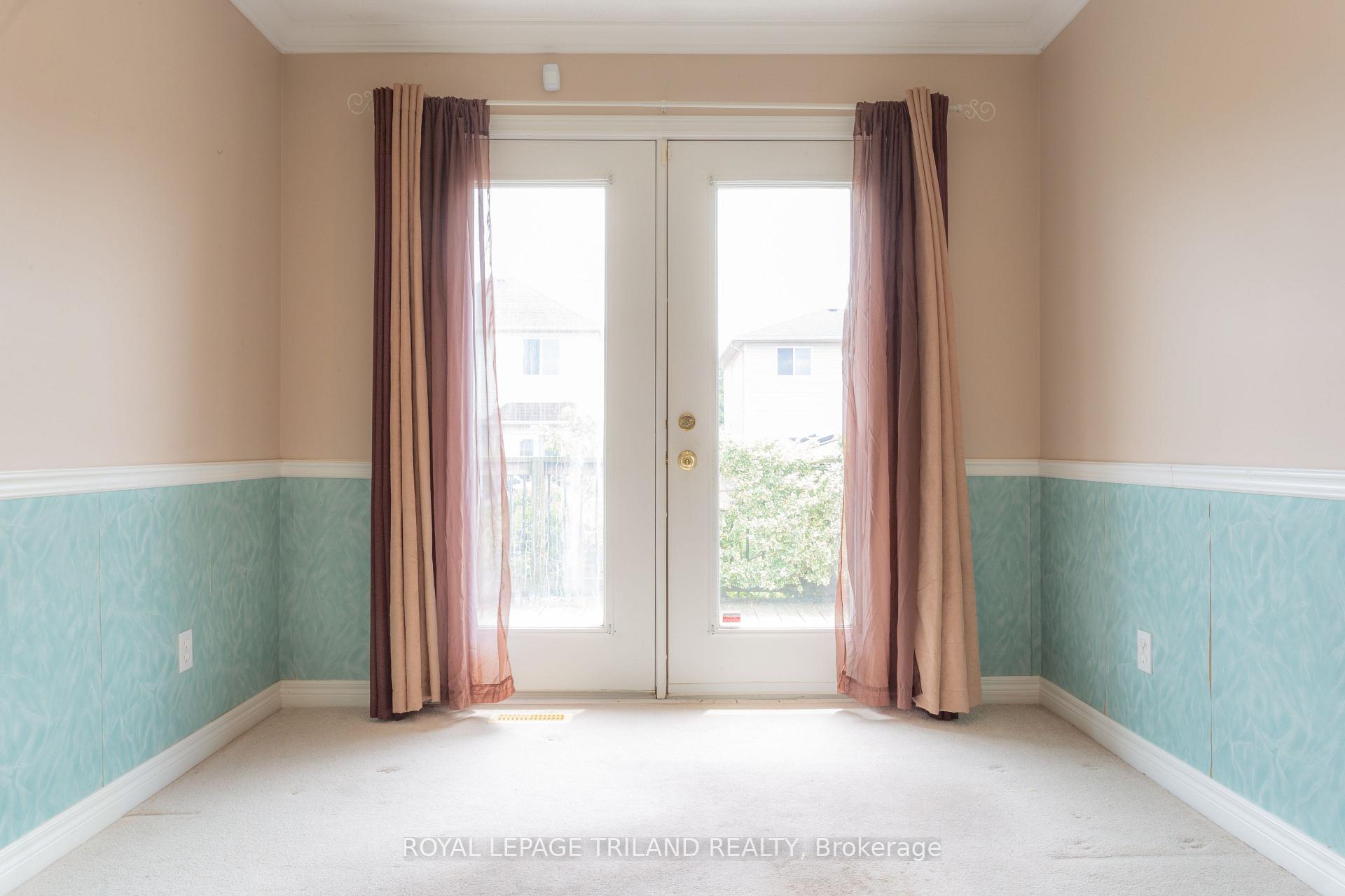 Photo 4 of 39 Juno Drive, St. Thomas — HOMEH