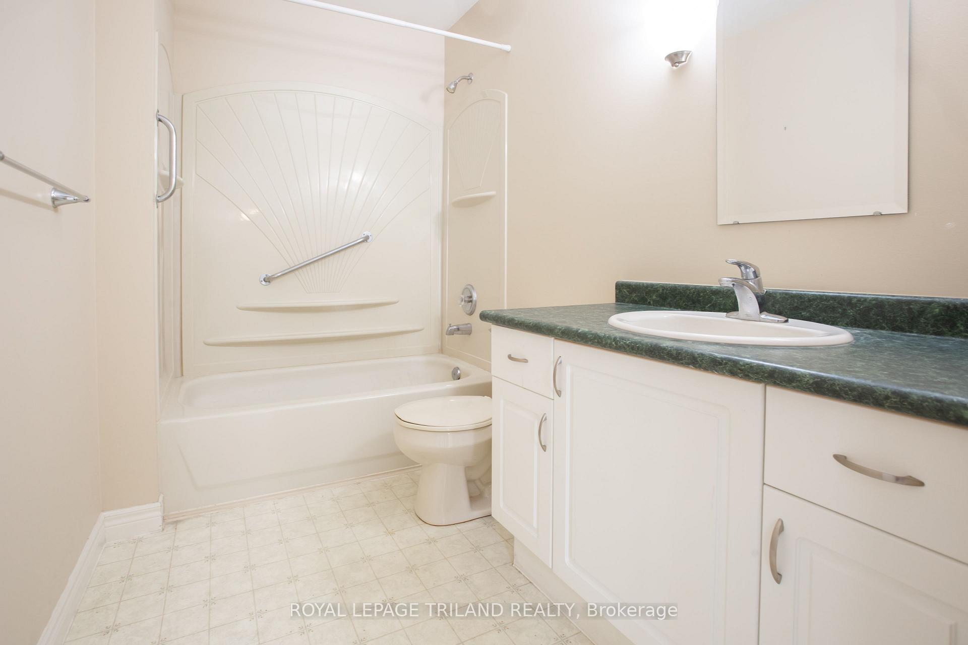 Photo 19 of 39 Juno Drive, St. Thomas — HOMEH