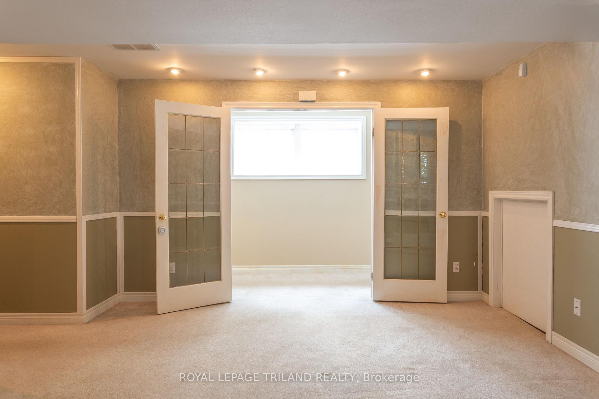 Photo 25 of 39 Juno Drive, St. Thomas — HOMEH