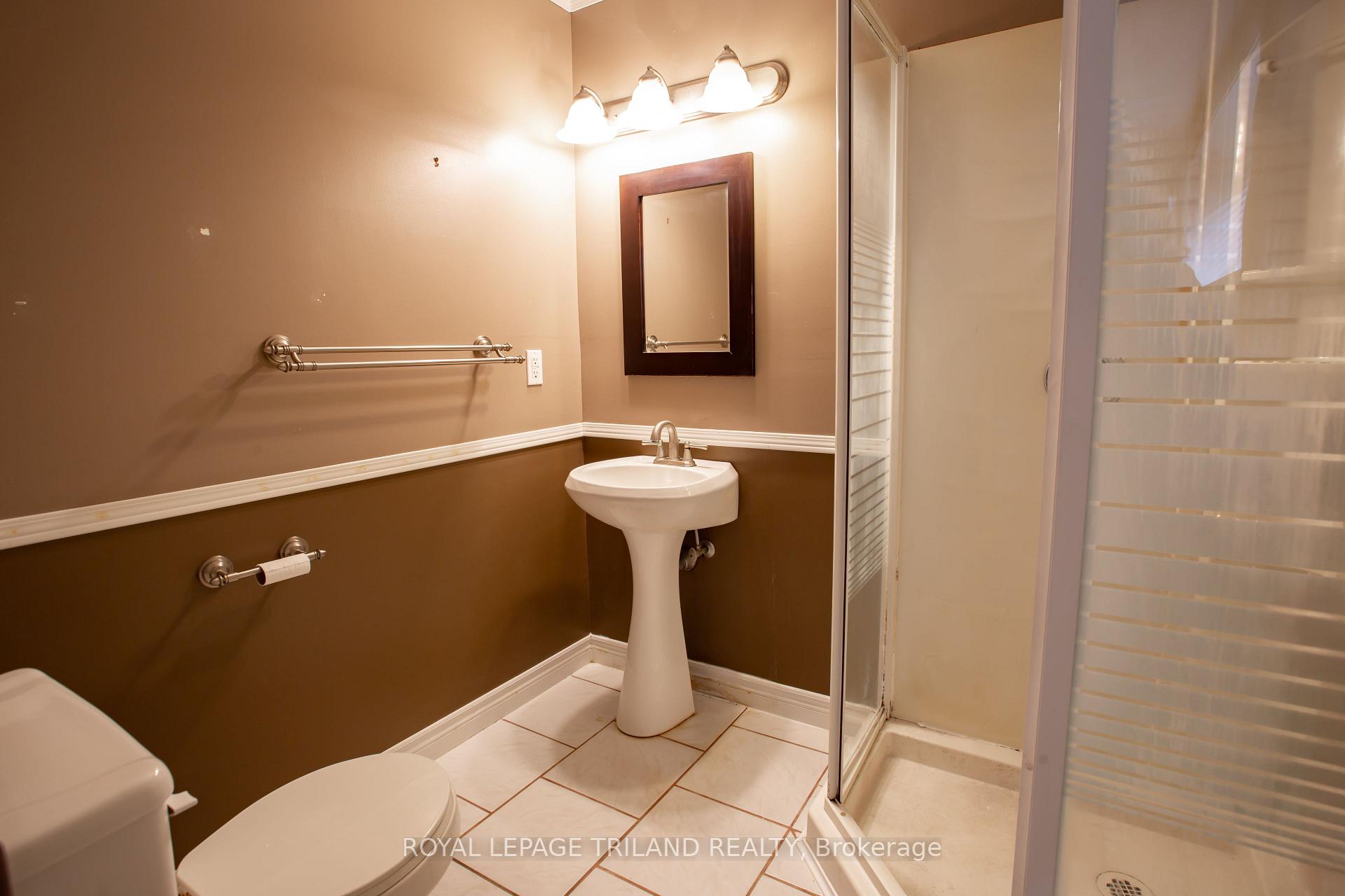 Photo 26 of 39 Juno Drive, St. Thomas — HOMEH