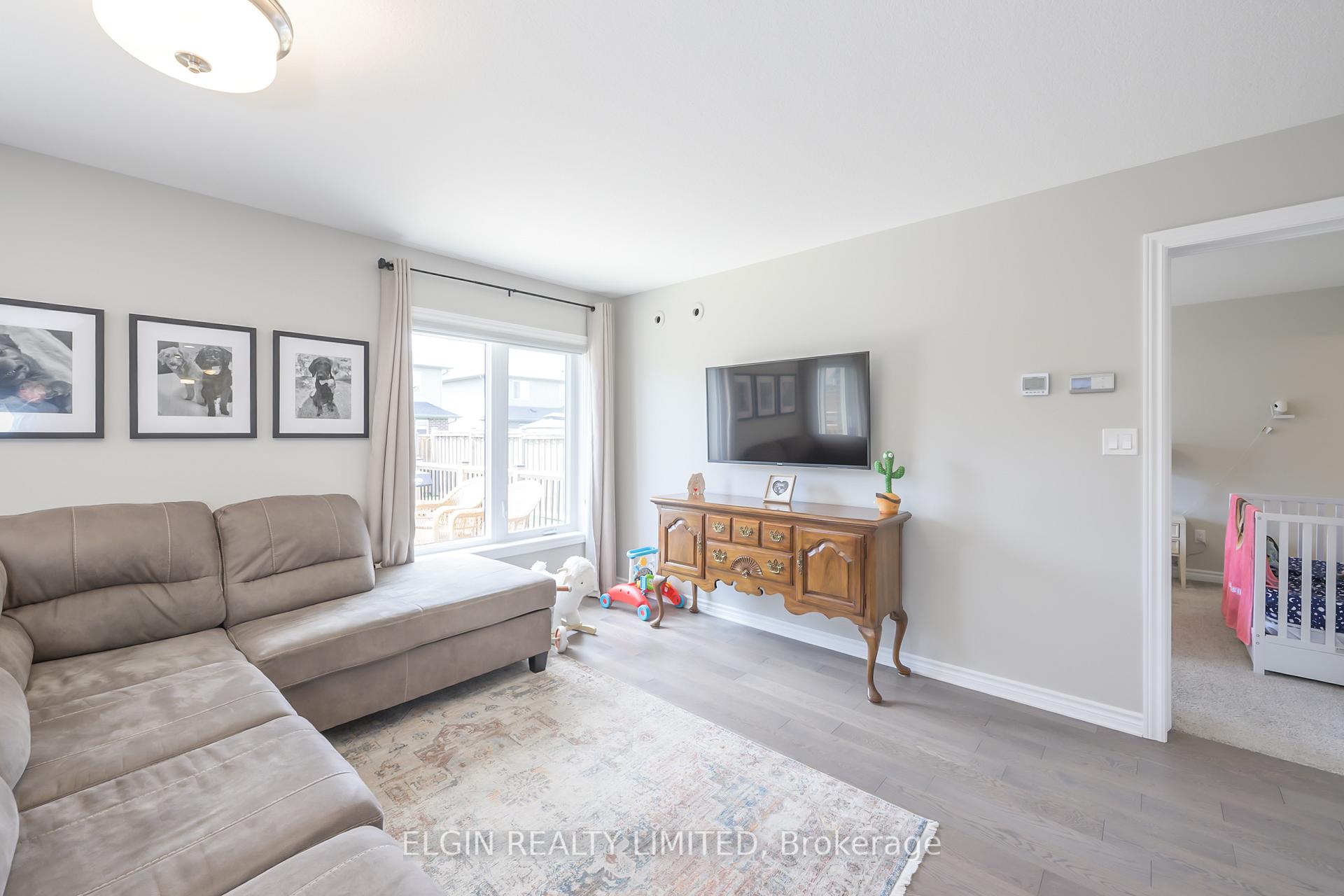 Photo 24 of 24 Ashberry Place, St. Thomas — HOMEH