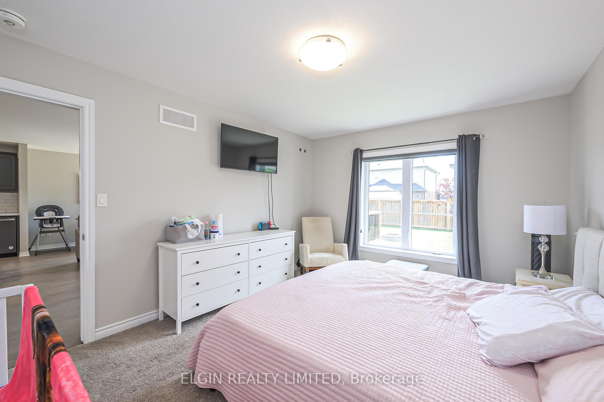 Photo 26 of 24 Ashberry Place, St. Thomas — HOMEH