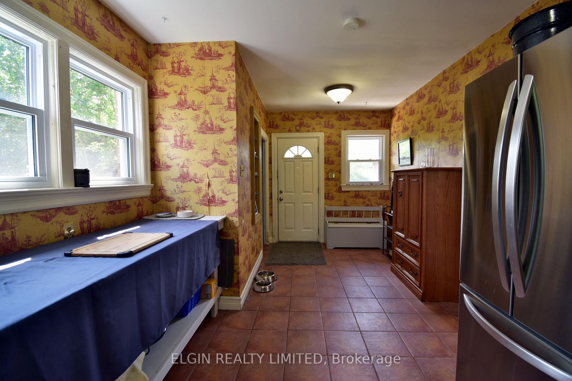 Photo 9 of 145 Wilson Avenue, St. Thomas — HOMEH